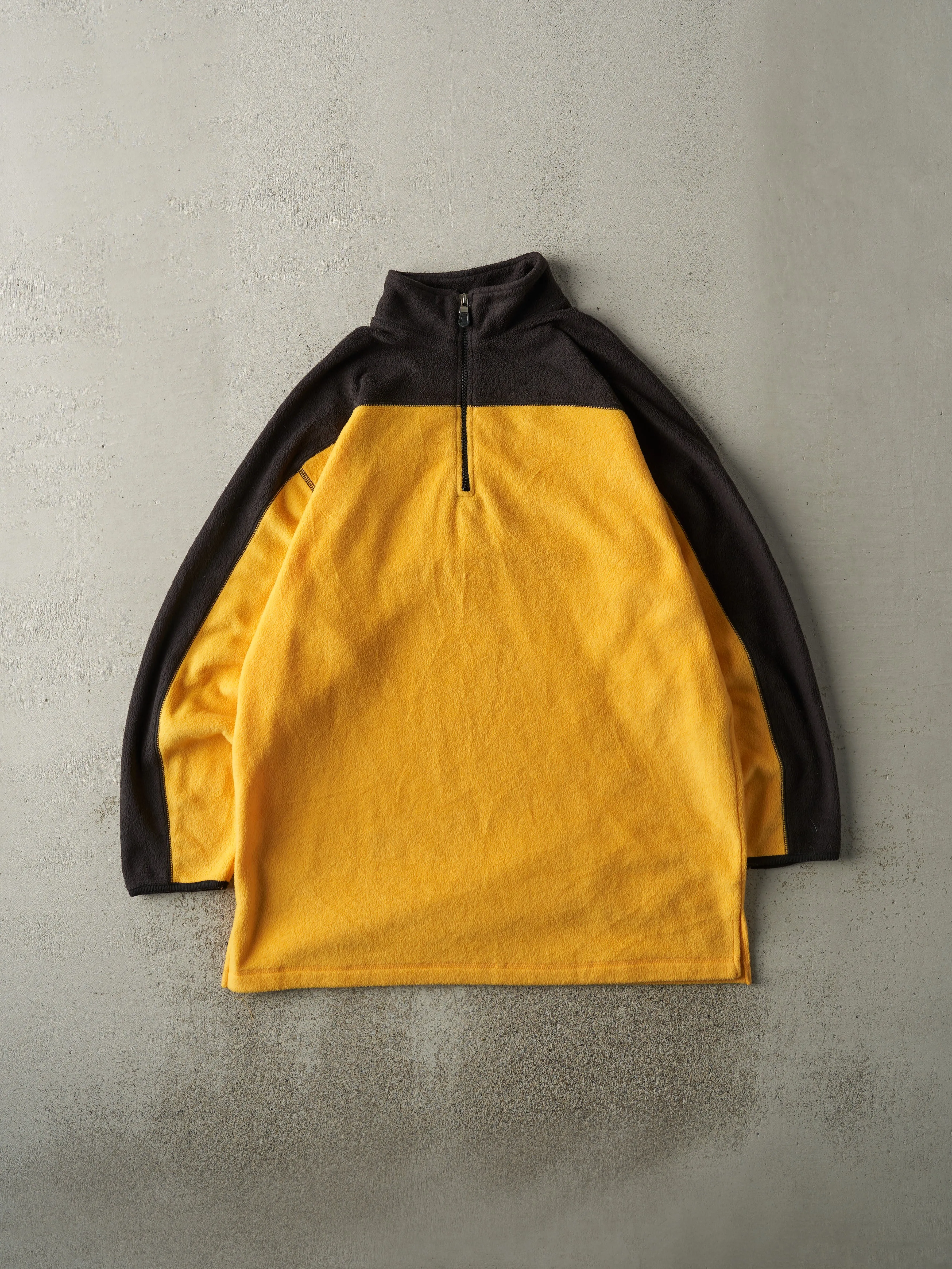 Vintage Y2K Black & Yellow Quarter Zip Fleece (XL/XXL) sold by Rebalance Vintage