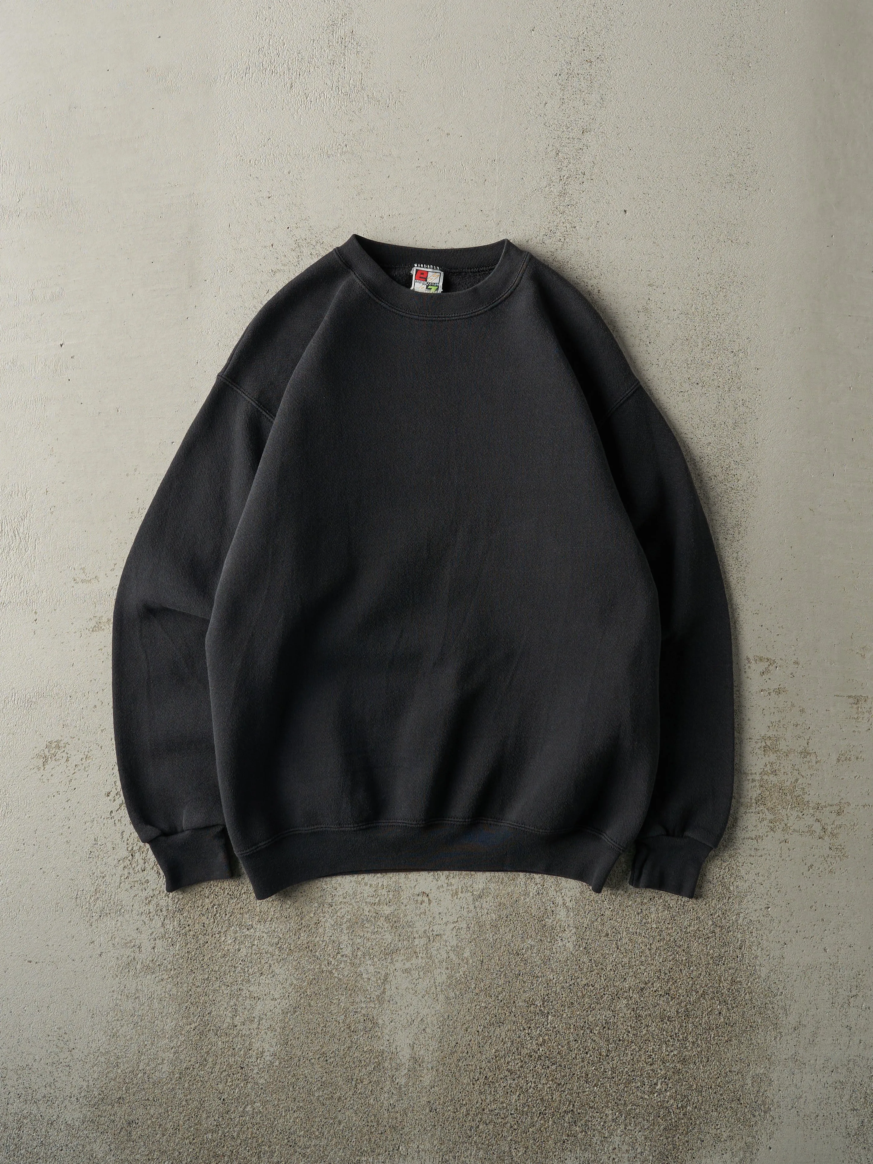 Vintage Y2K Black Blank Crewneck (M) sold by Rebalance Vintage