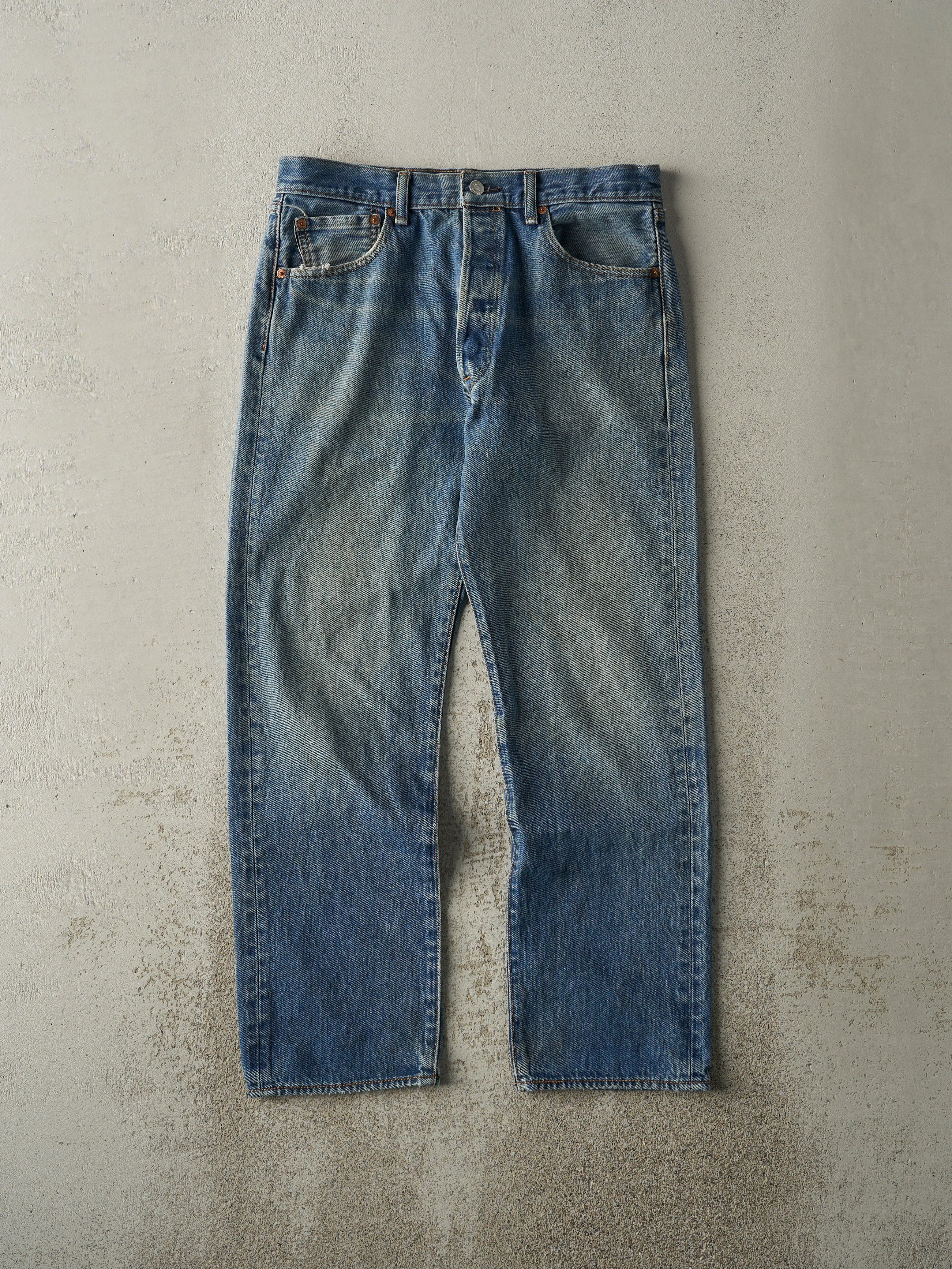 Vintage Y2K Mid Wash Levi's 501 Jeans (32x28) sold by Rebalance Vintage