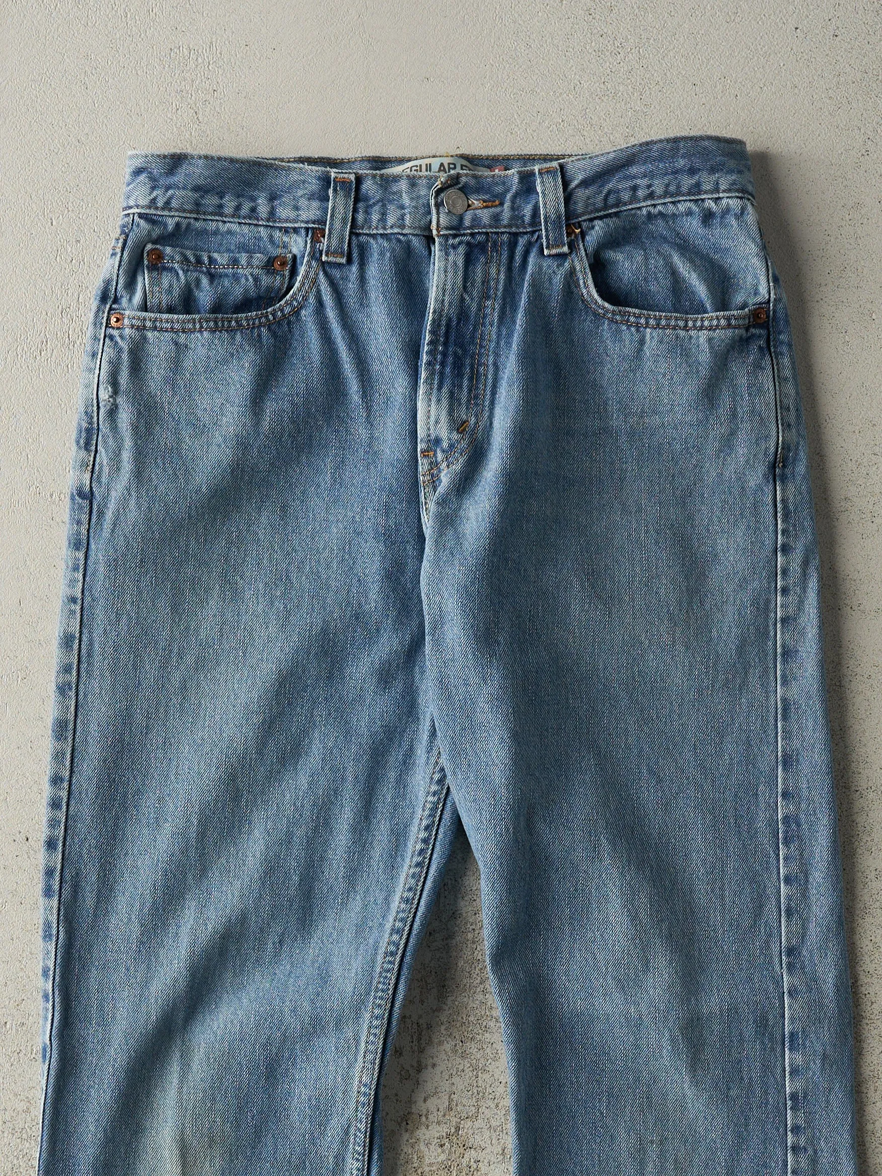 Vintage Y2K Light Wash Levi's 505 Jeans (32x33) sold by Rebalance Vintage product image thumbnail 4