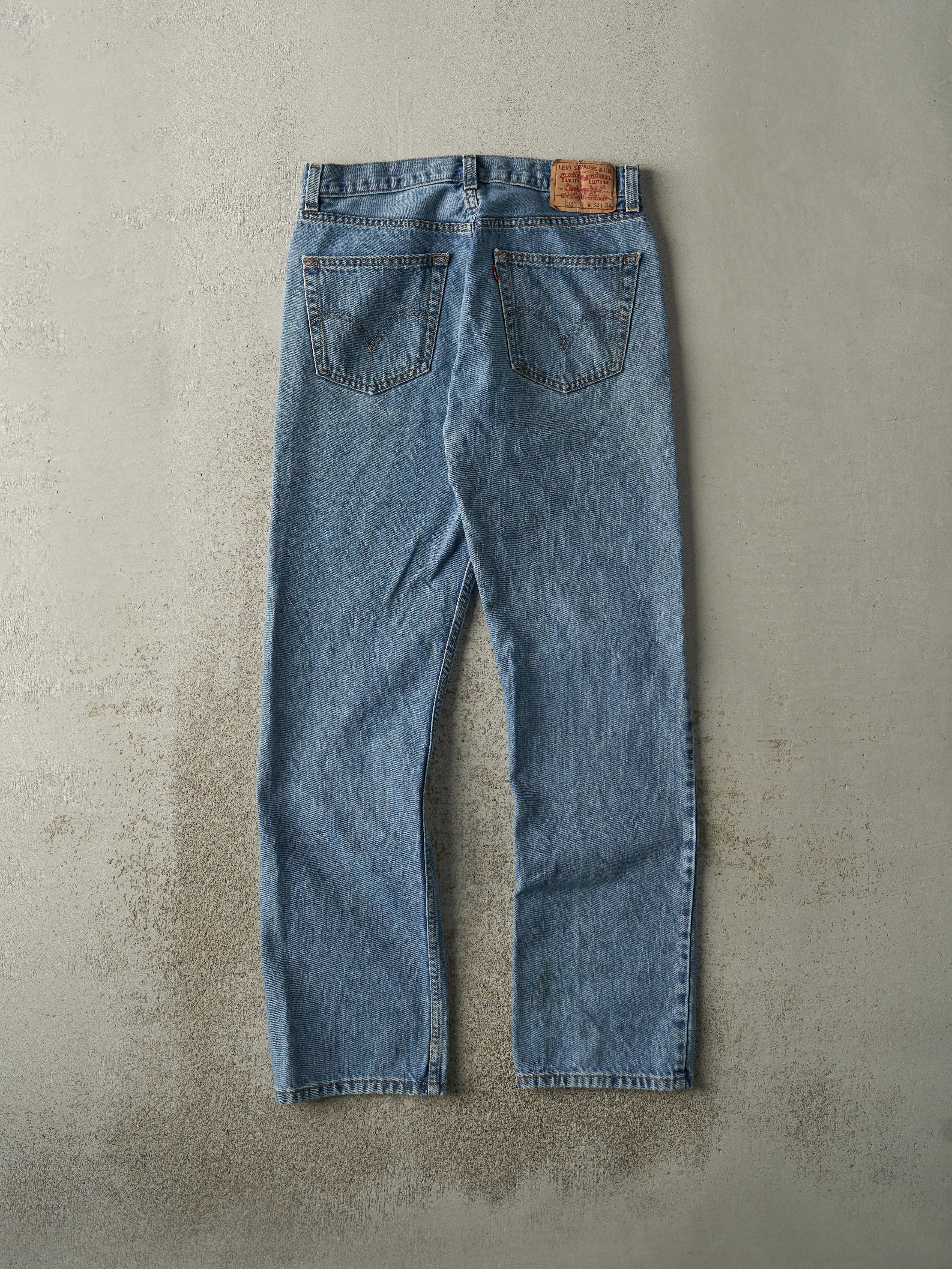 Vintage Y2K Light Wash Levi's 505 Jeans (32x33) sold by Rebalance Vintage product image thumbnail 3