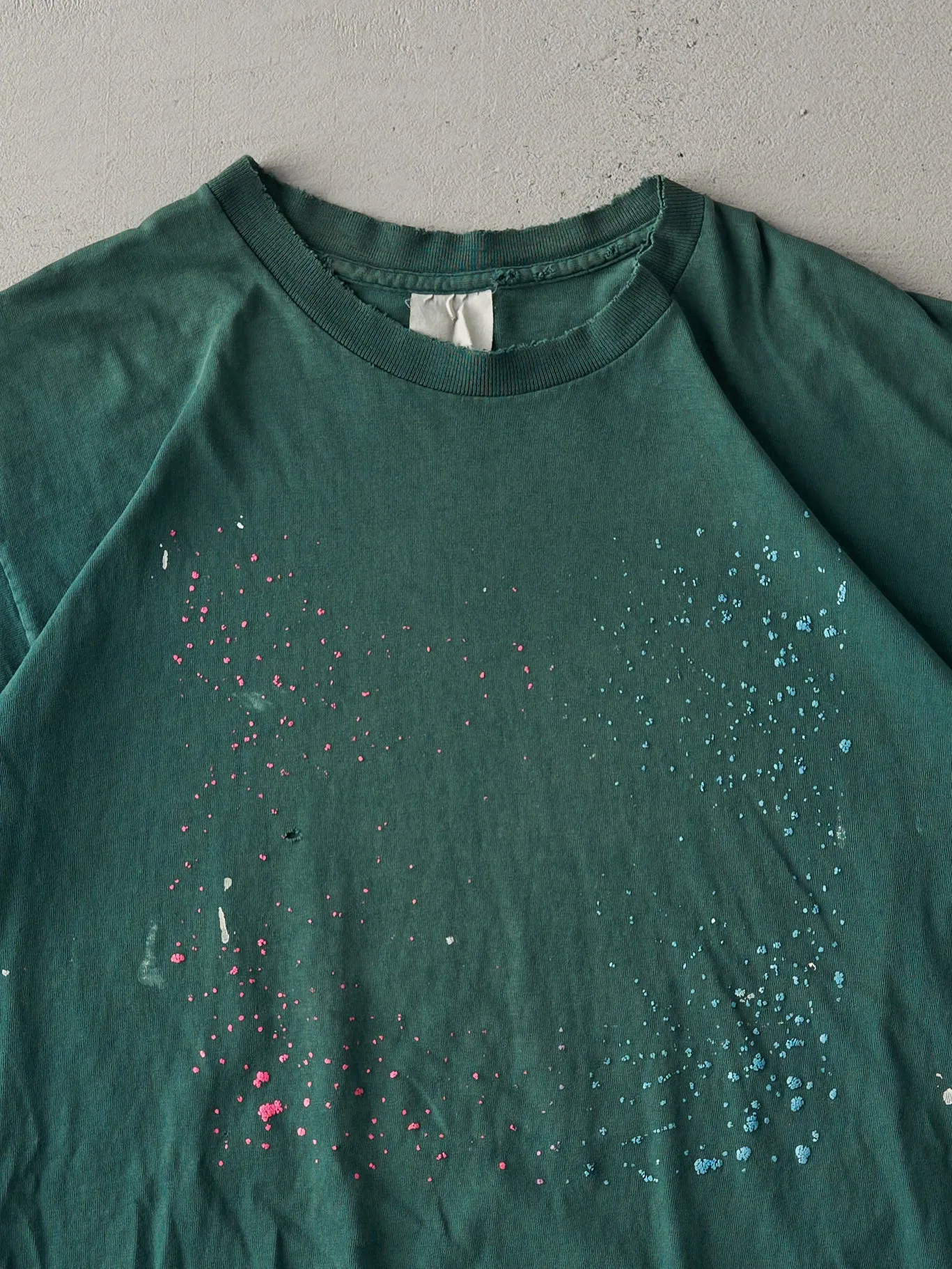 Vintage 90s Forest Green Faded Paint Splatter Tee (M) sold by Rebalance Vintage product image thumbnail 2