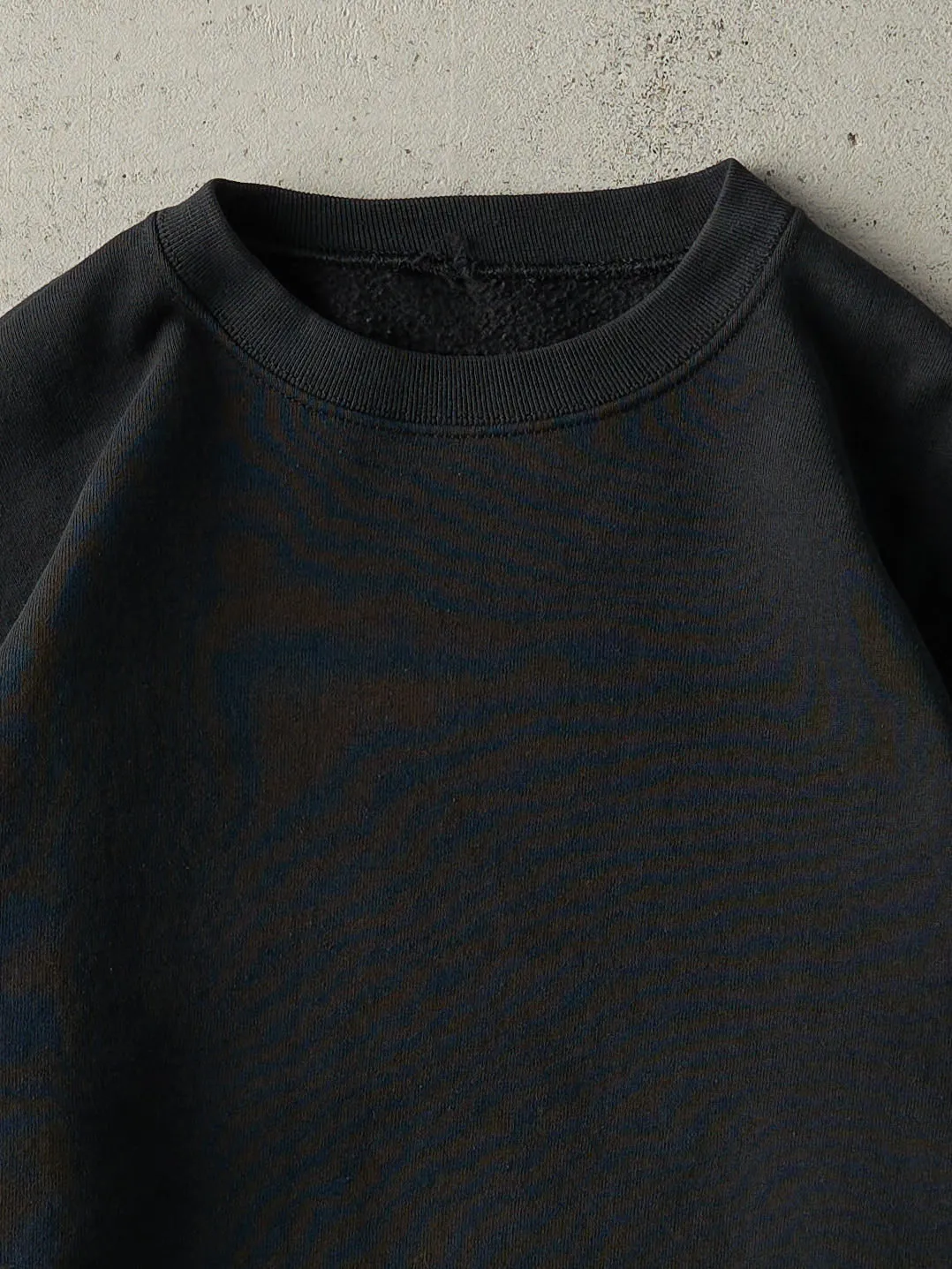 Vintage 90s Black Blank Crewneck (M) sold by Rebalance Vintage product image thumbnail 2