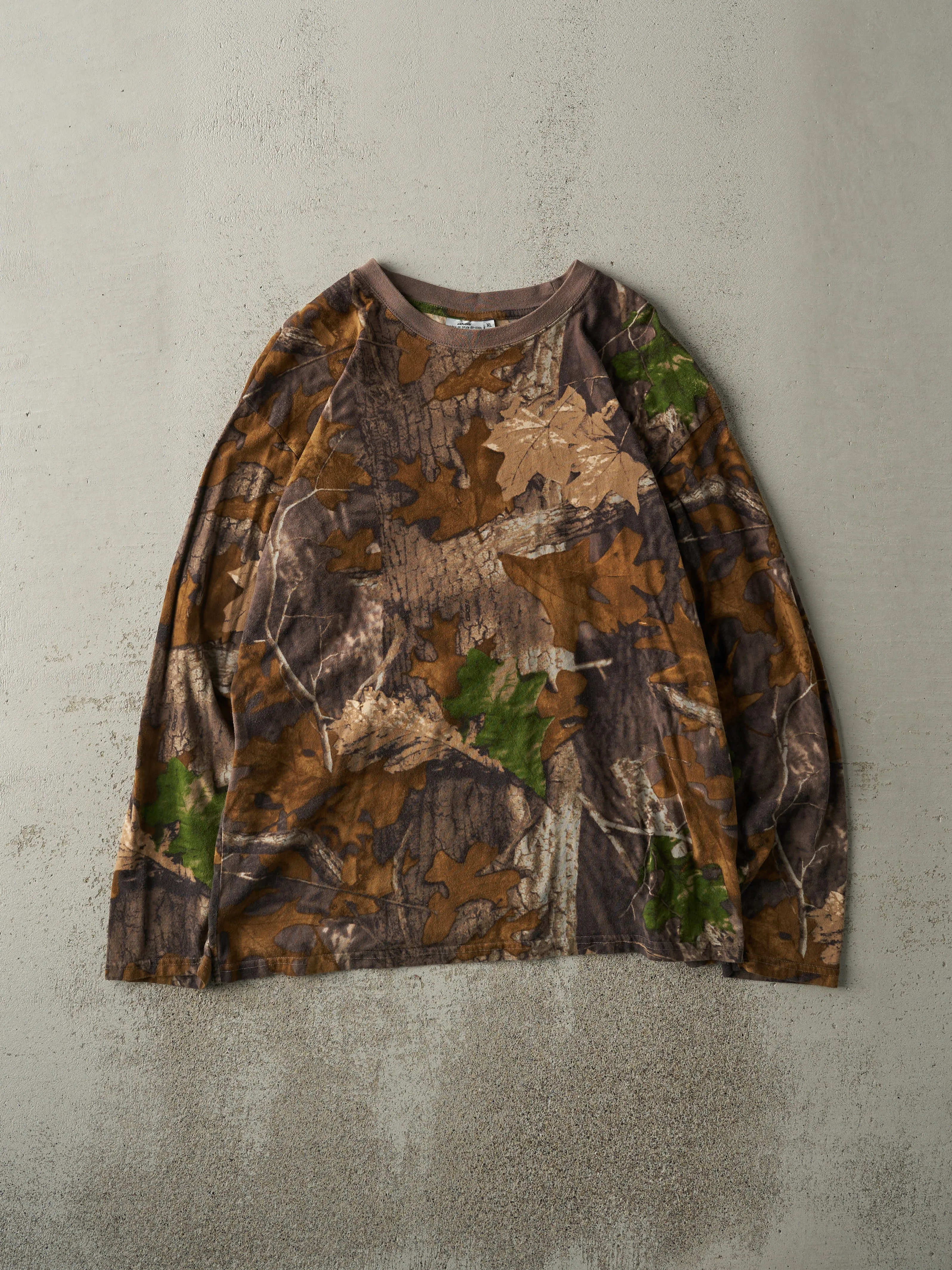 Vintage Y2K Camo Blank Long Sleeve (M) sold by Rebalance Vintage