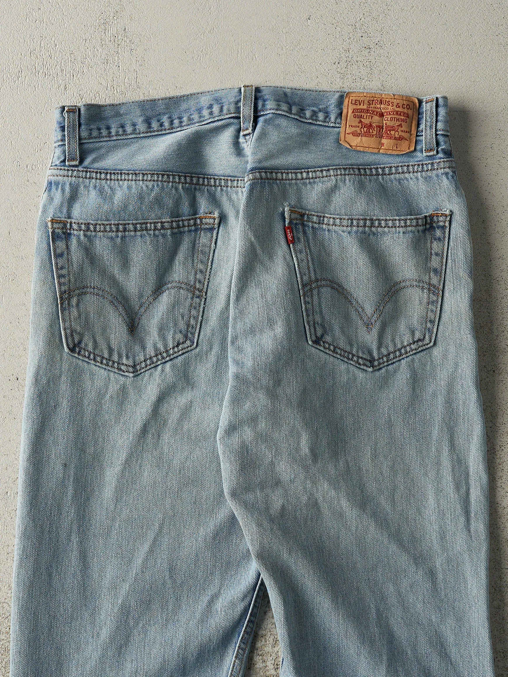 Vintage Y2K Light Wash Levi's Regular Fit Jeans (33x30) sold by Rebalance Vintage product image thumbnail 5
