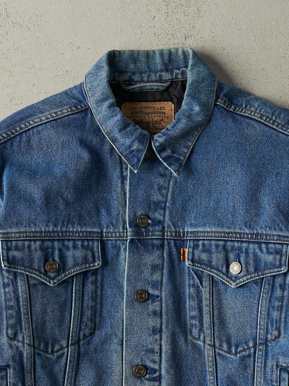 Vintage 90s Mid Wash Levi's Orange Tab Type 3 Quilt Lined Denim Jacket (M) sold by Rebalance Vintage product image thumbnail 3