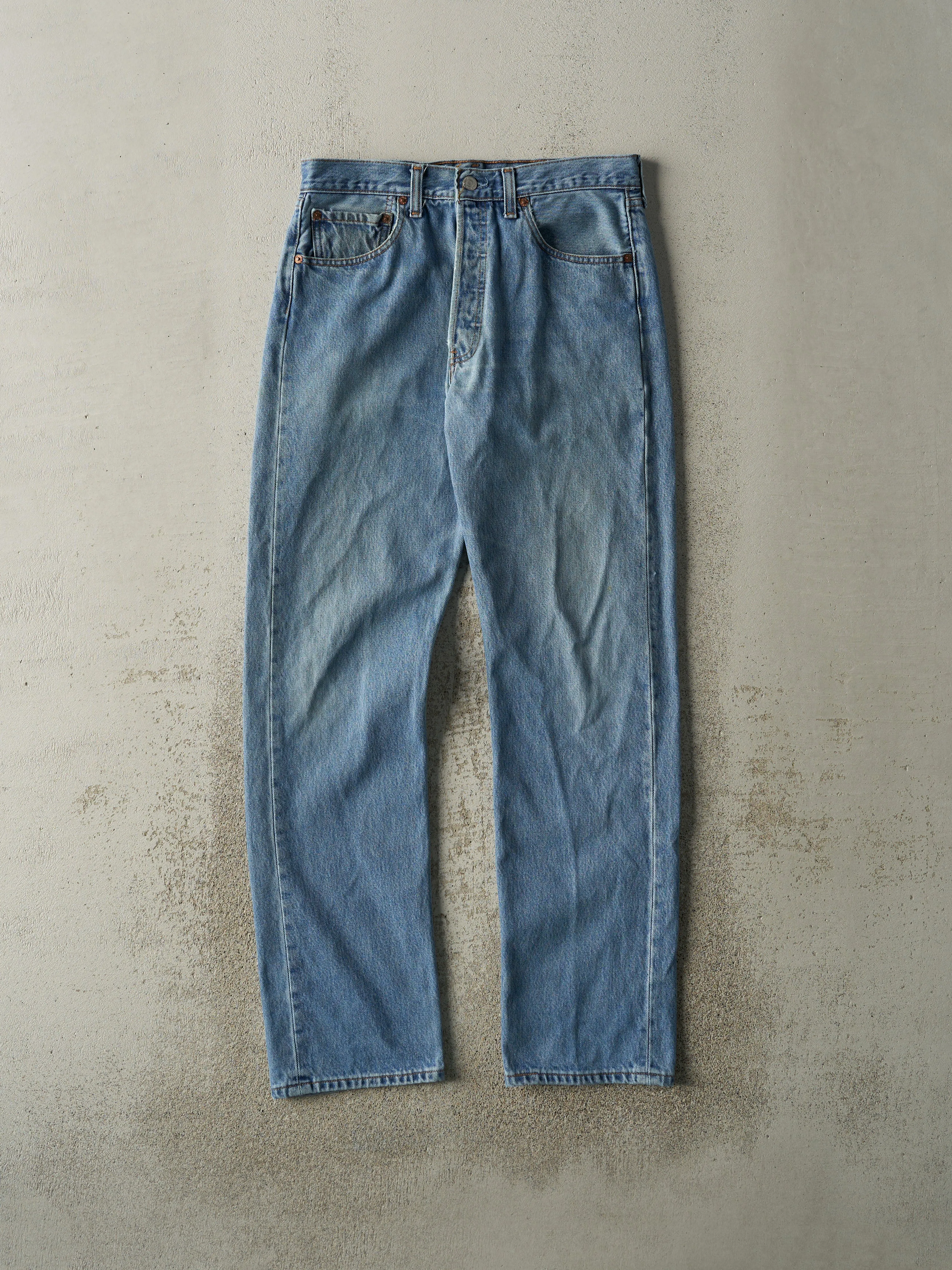 Vintage 80s Light Wash Levi's 501 Jeans (31x32) sold by Rebalance Vintage
