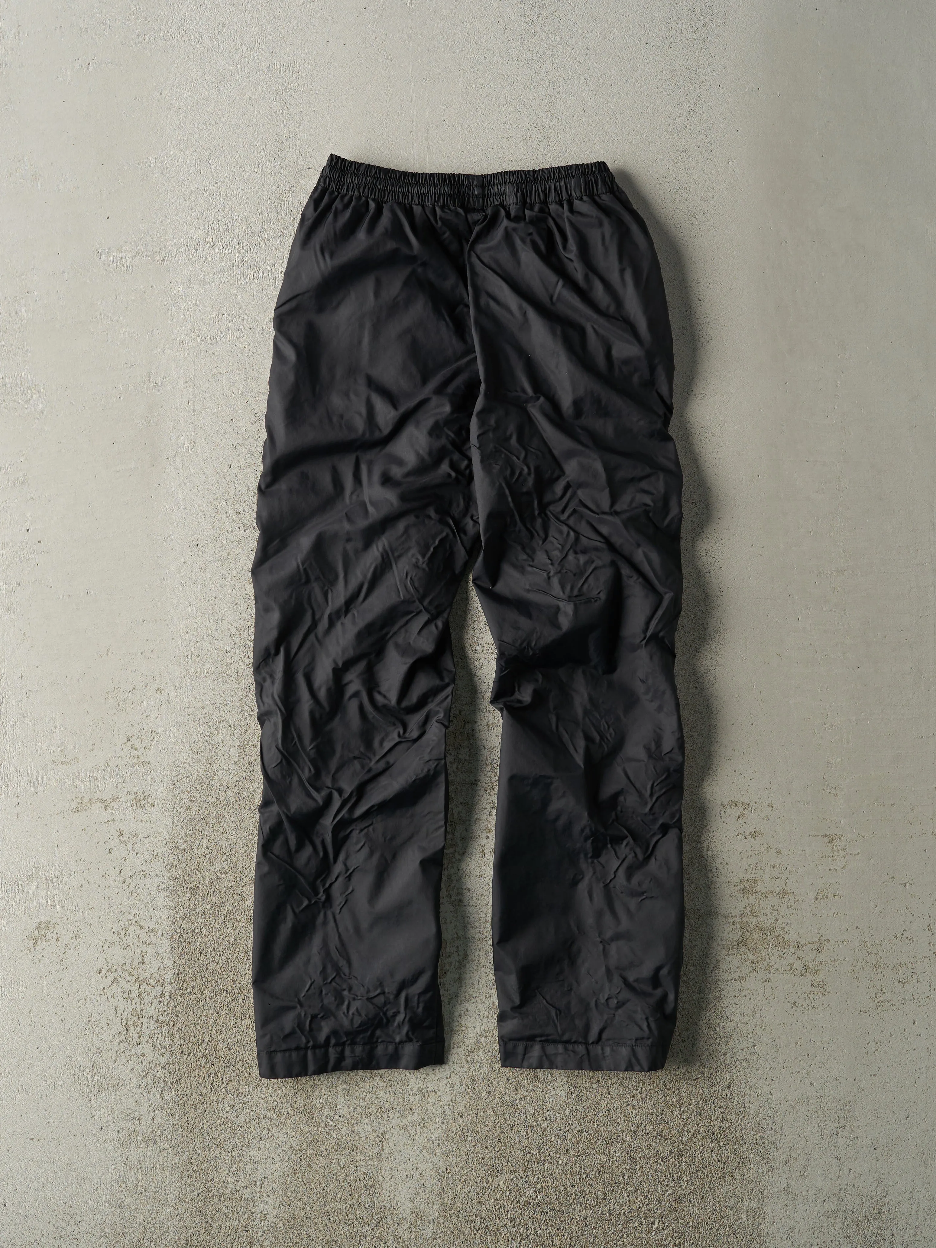 Vintage 90s Black Umbro Windbreaker Pants (26x27.5) sold by Rebalance Vintage product image thumbnail 2