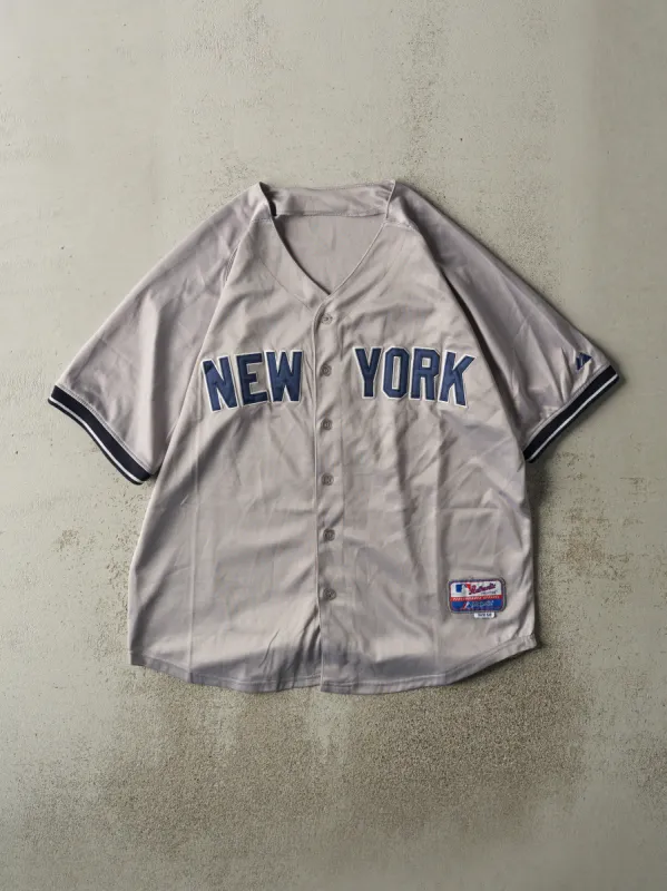 Vintage Y2K Grey #7 Player New York Yankees Jersey (LXL) sold by Rebalance Vintage