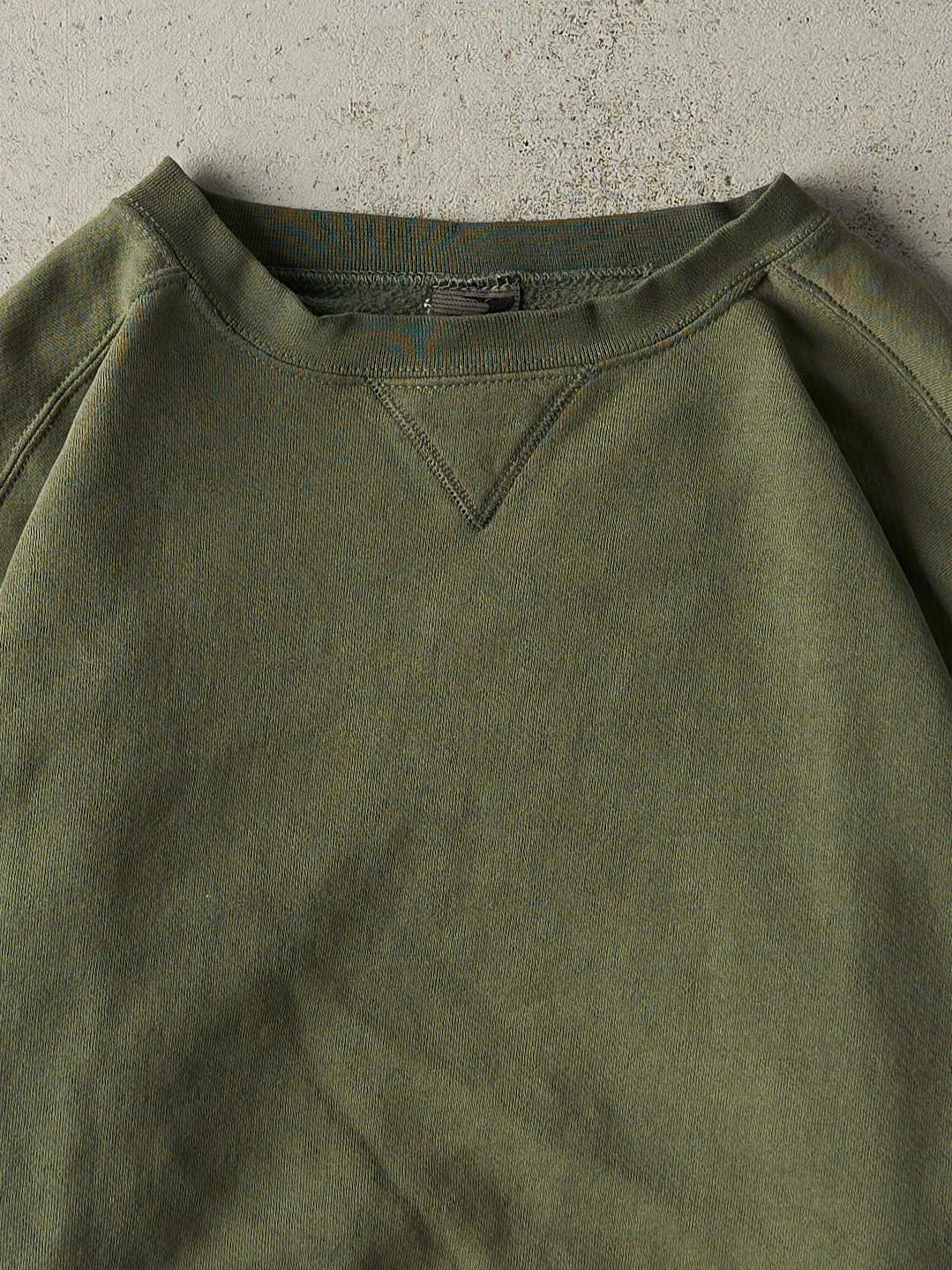 Vintage 90s Green Blank Crewneck (L) sold by Rebalance Vintage product image thumbnail 2