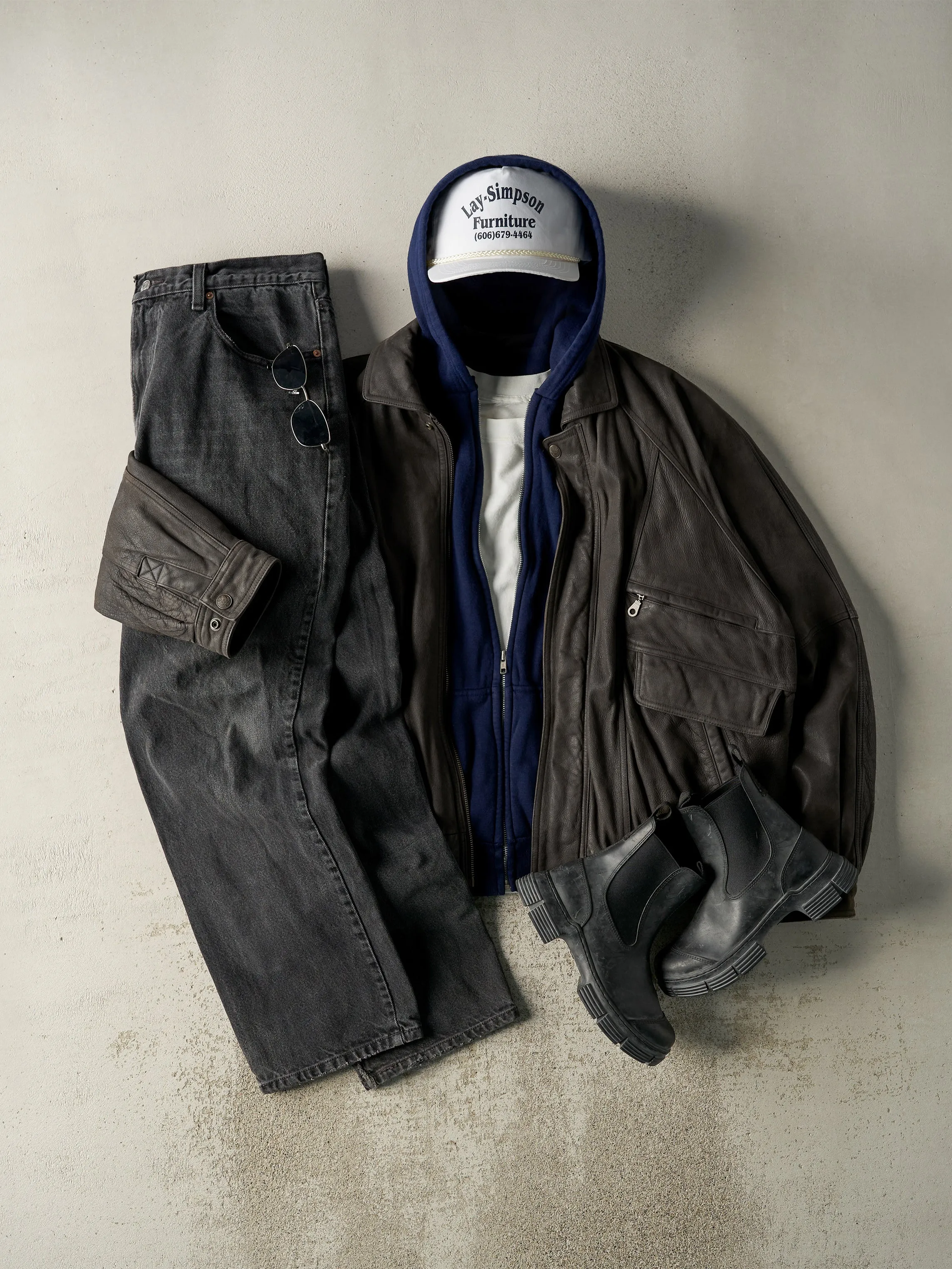 Vintage Y2K Black Levi's Denim Pants (35.5x31) sold by Rebalance Vintage product image thumbnail 2