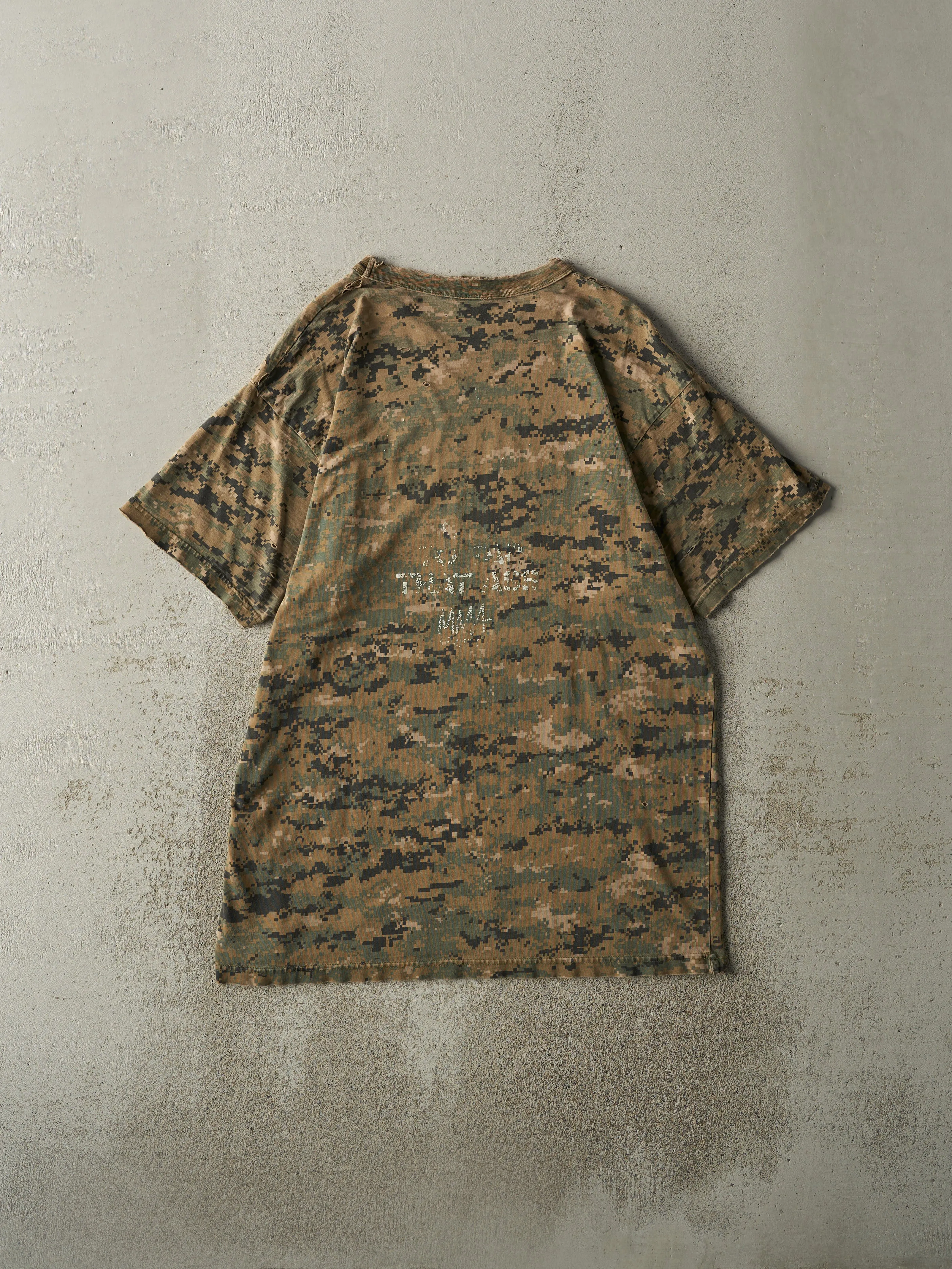 Vintage Y2K Digi Camo Fueled Fighter Tee (M) sold by Rebalance Vintage product image thumbnail 2