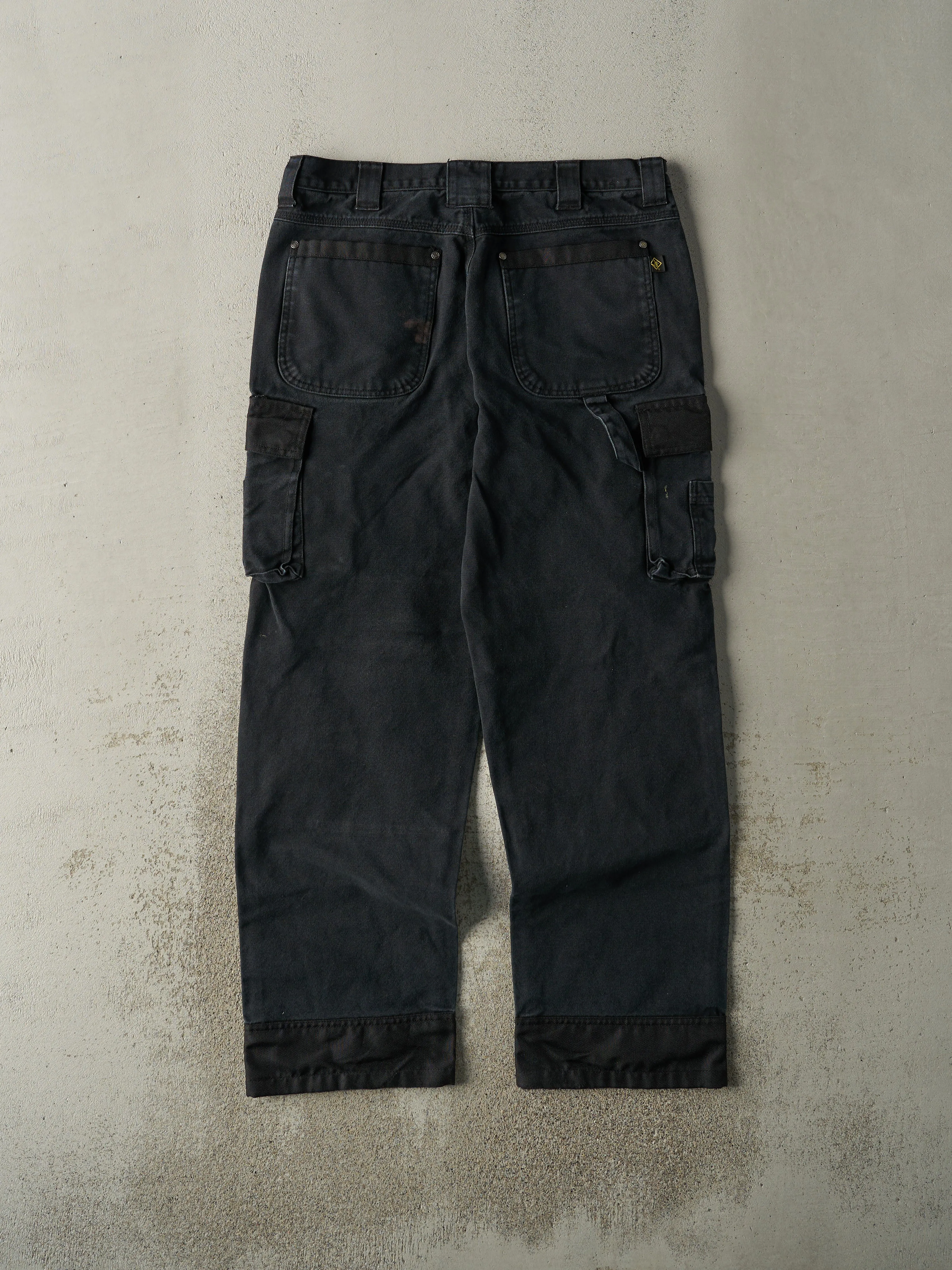Vintage Y2K Black Terra Double Knee Cargo Work Pants (36x31) sold by Rebalance Vintage product image thumbnail 2