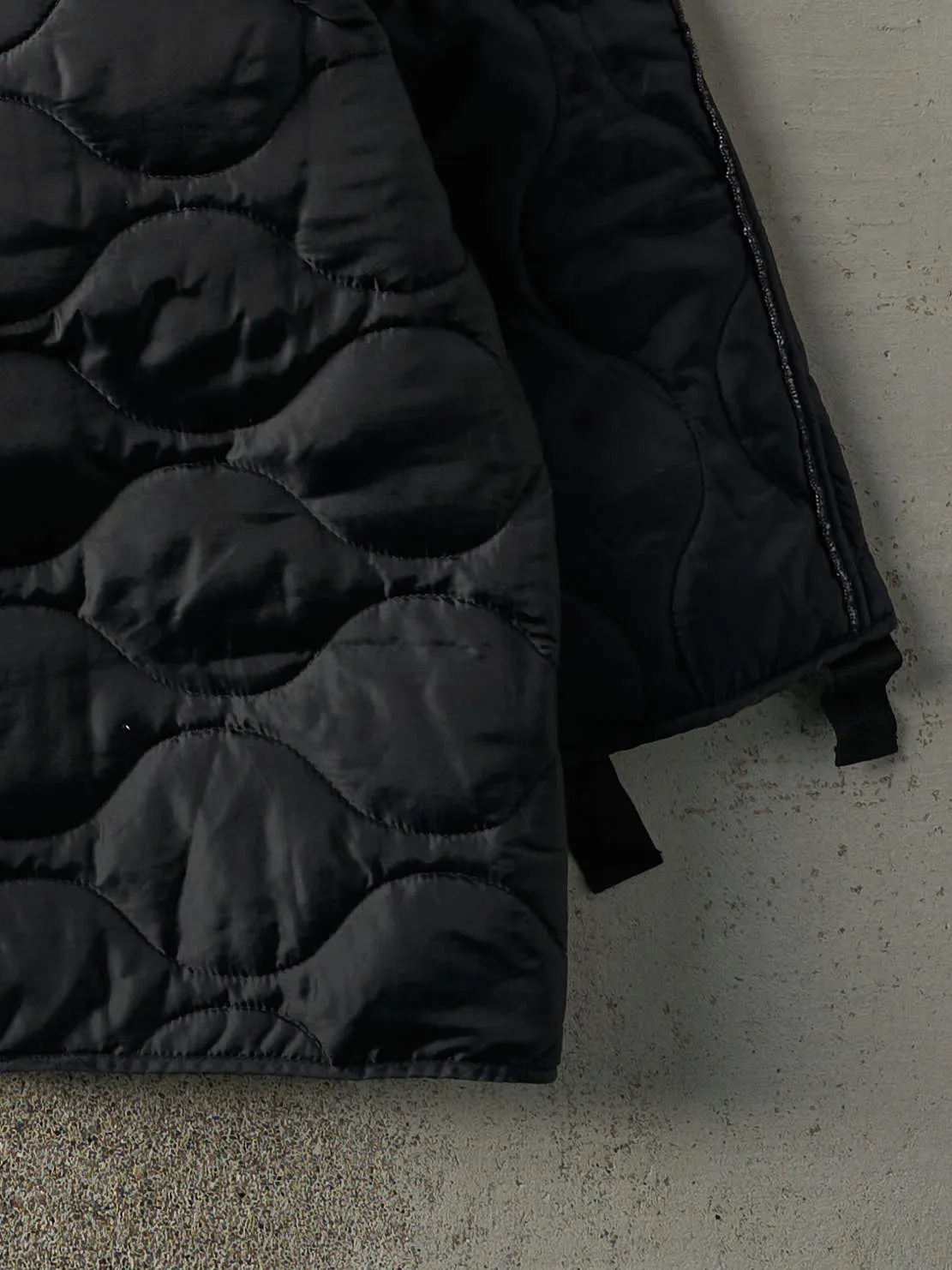 Vintage 90s Black Army Liner Jacket (XL) sold by Rebalance Vintage product image thumbnail 3