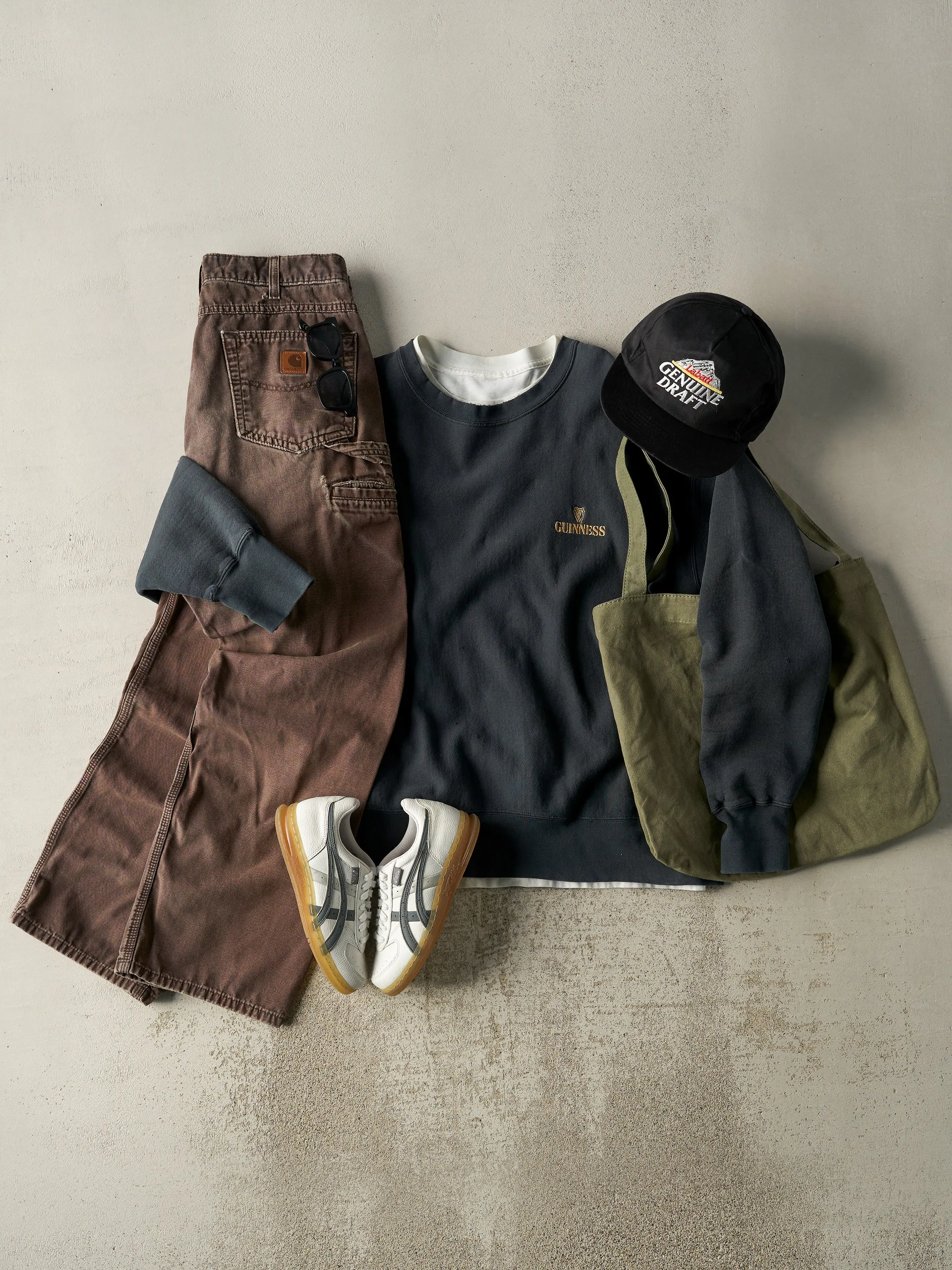 Vintage Y2K Brown Carhartt Lightweight Carpenter Pants (32x30.5) sold by Rebalance Vintage product image thumbnail 2