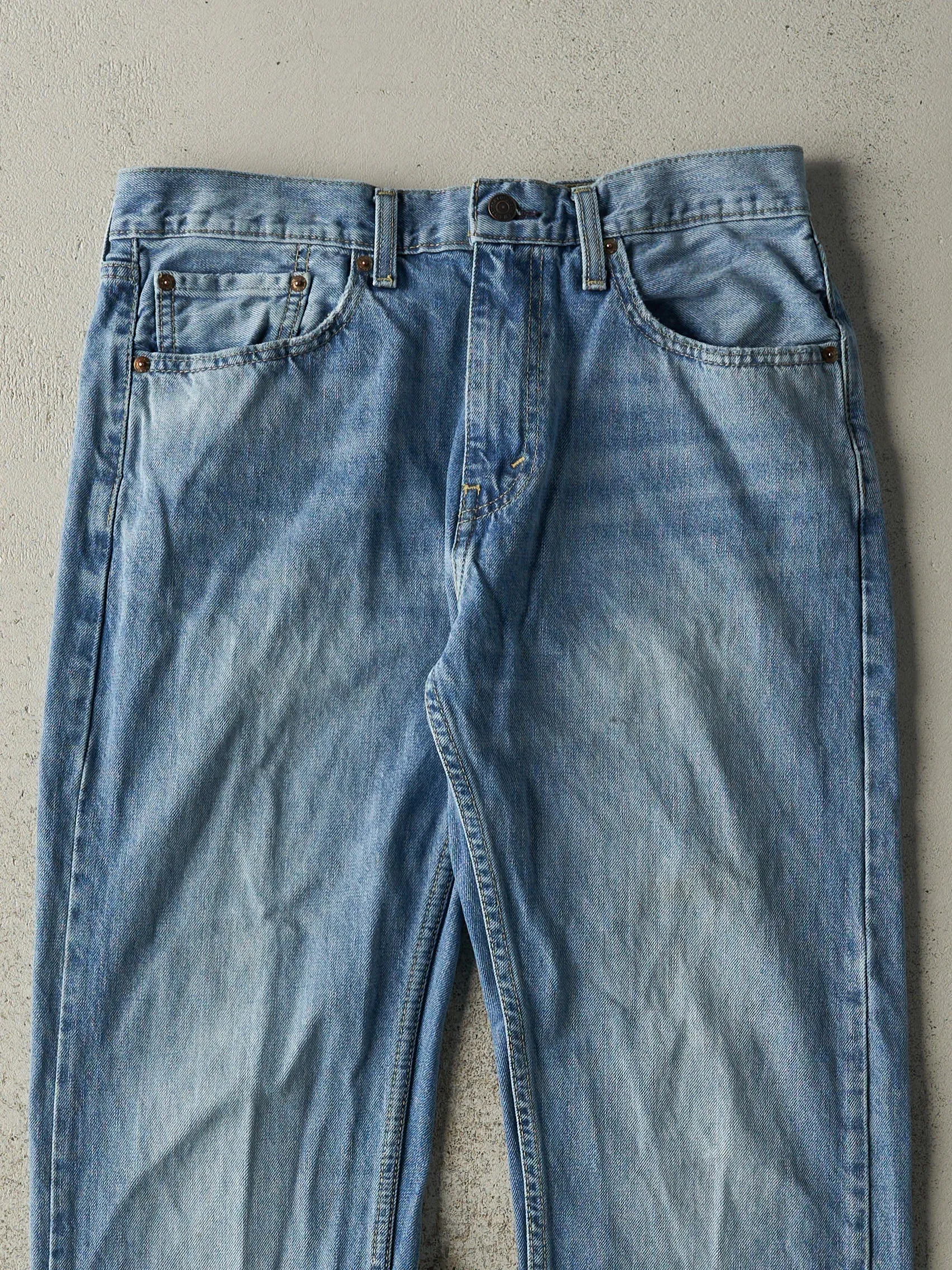 Vintage Y2K Light Wash Levi's 505 Jeans (32x32.5) sold by Rebalance Vintage product image thumbnail 4