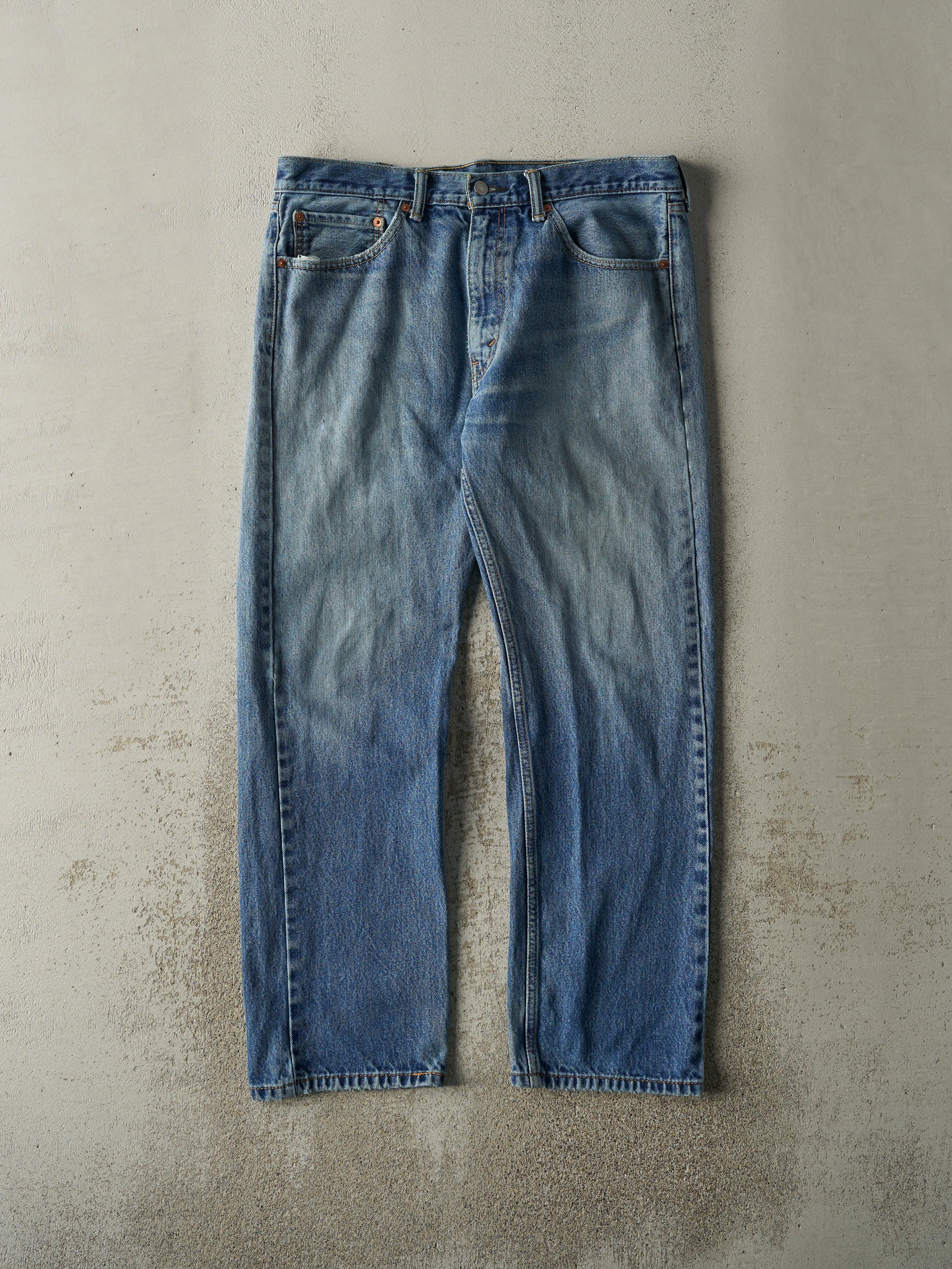 Vintage Y2K Mid Wash Levi's 505 Jeans (36x29) sold by Rebalance Vintage