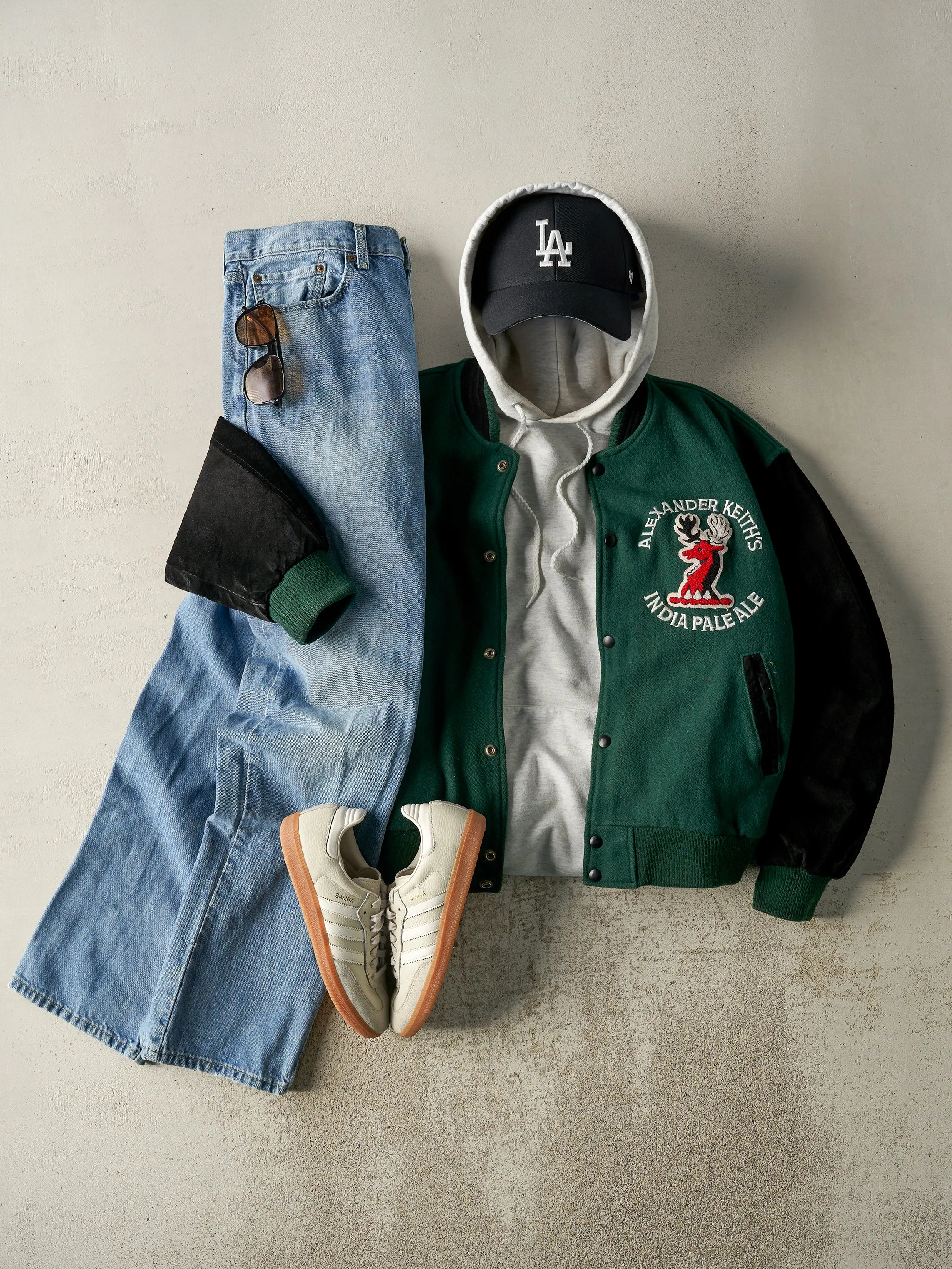 Vintage 90s Green & Black Alexander Keiths Varsity Jacket (L) sold by Rebalance Vintage product image thumbnail 2