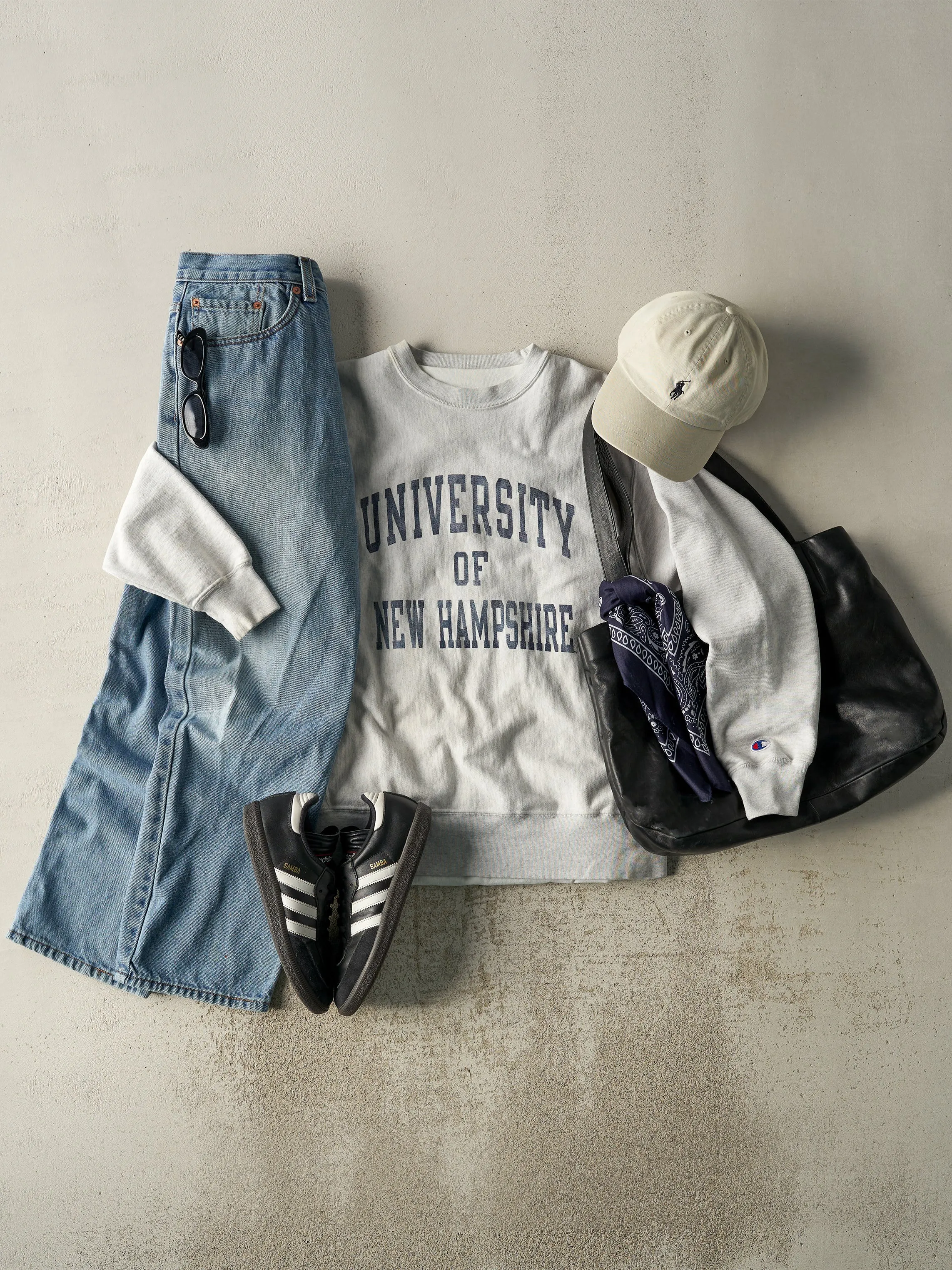 Vintage Y2K Heather Grey University of New Hampshire Champion Reverse Weave Crewneck (M) sold by Rebalance Vintage product image thumbnail 2