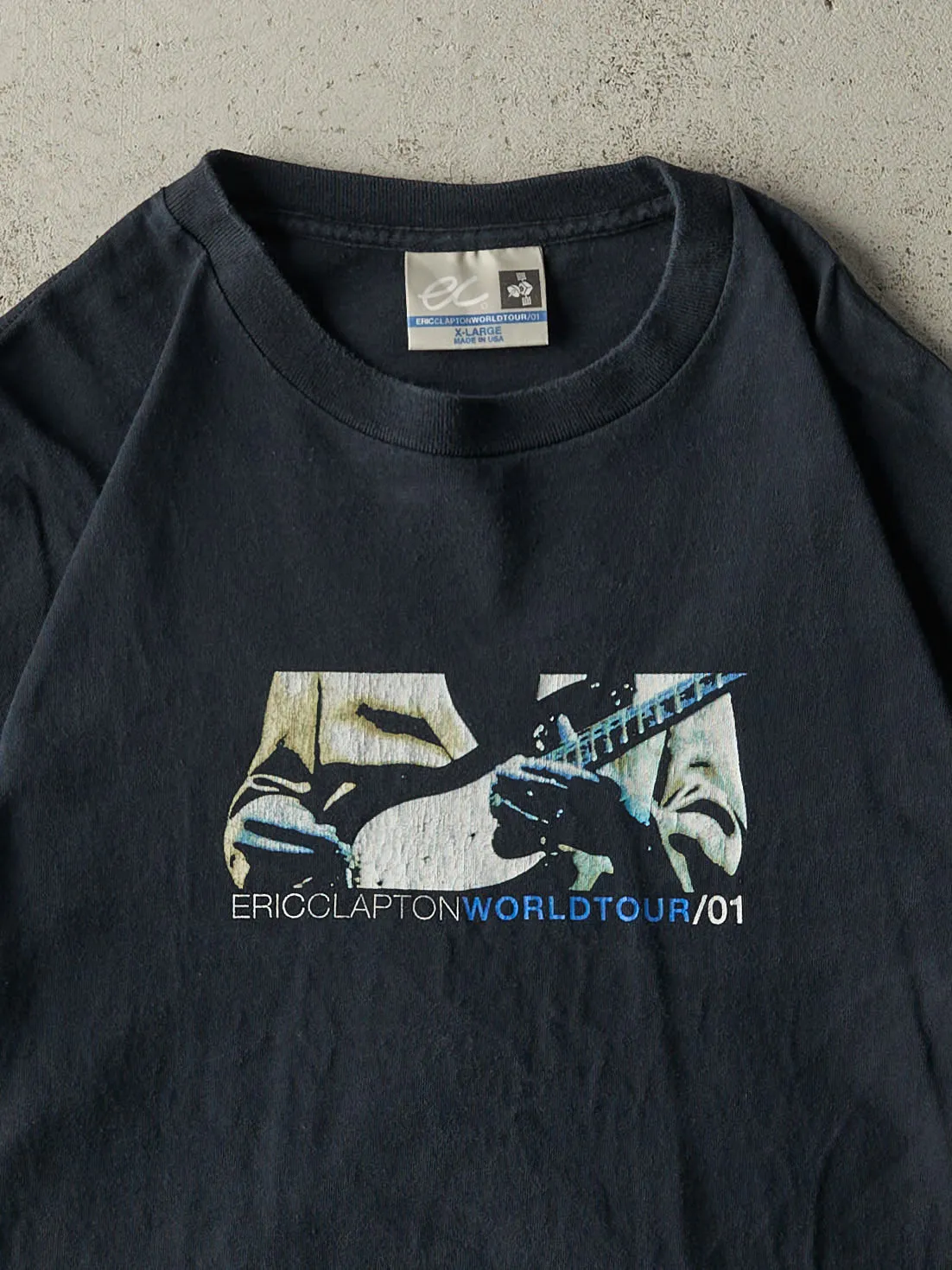 Vintage 01' Black Eric Clapton World Tour Single Stitch Tee (L/XL) sold by Rebalance Vintage product image thumbnail 2