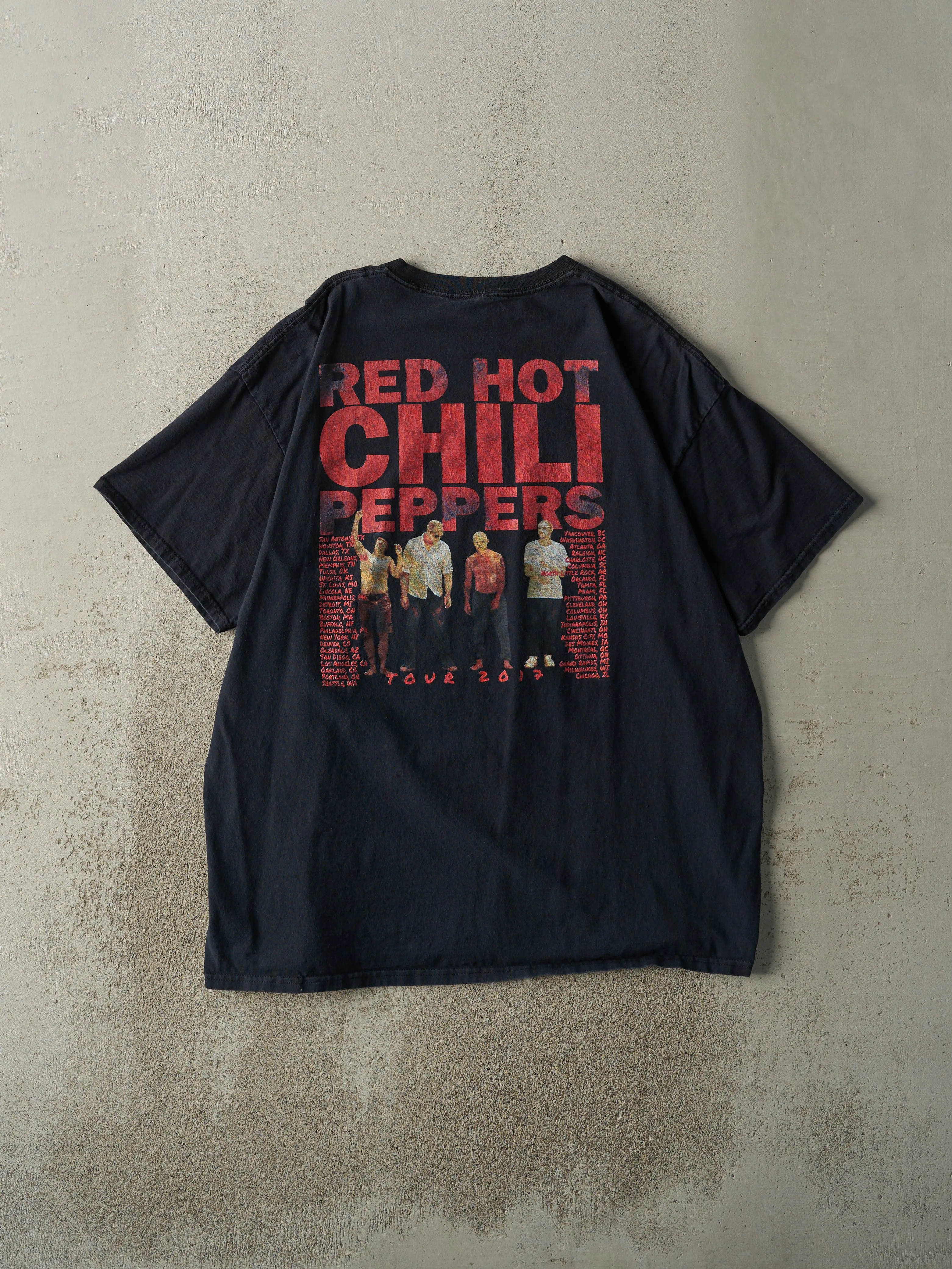 17' Black Red Hot Chili Peppers Tee (L) sold by Rebalance Vintage product image thumbnail 2