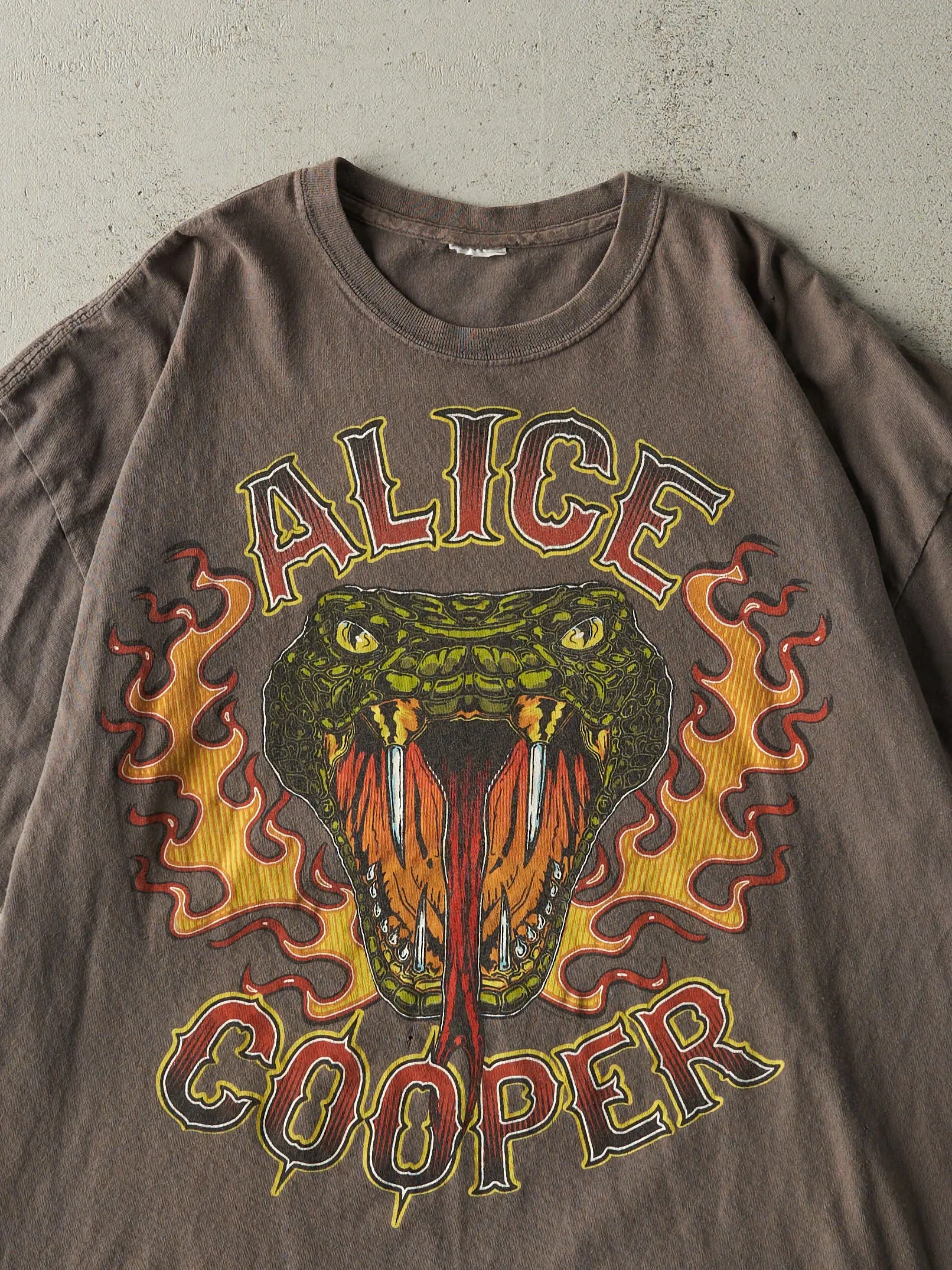 Vintage 13' Charcoal Grey Alice Cooper Raise the Dead Tour Tee (XL/XXL) sold by Rebalance Vintage product image thumbnail 3
