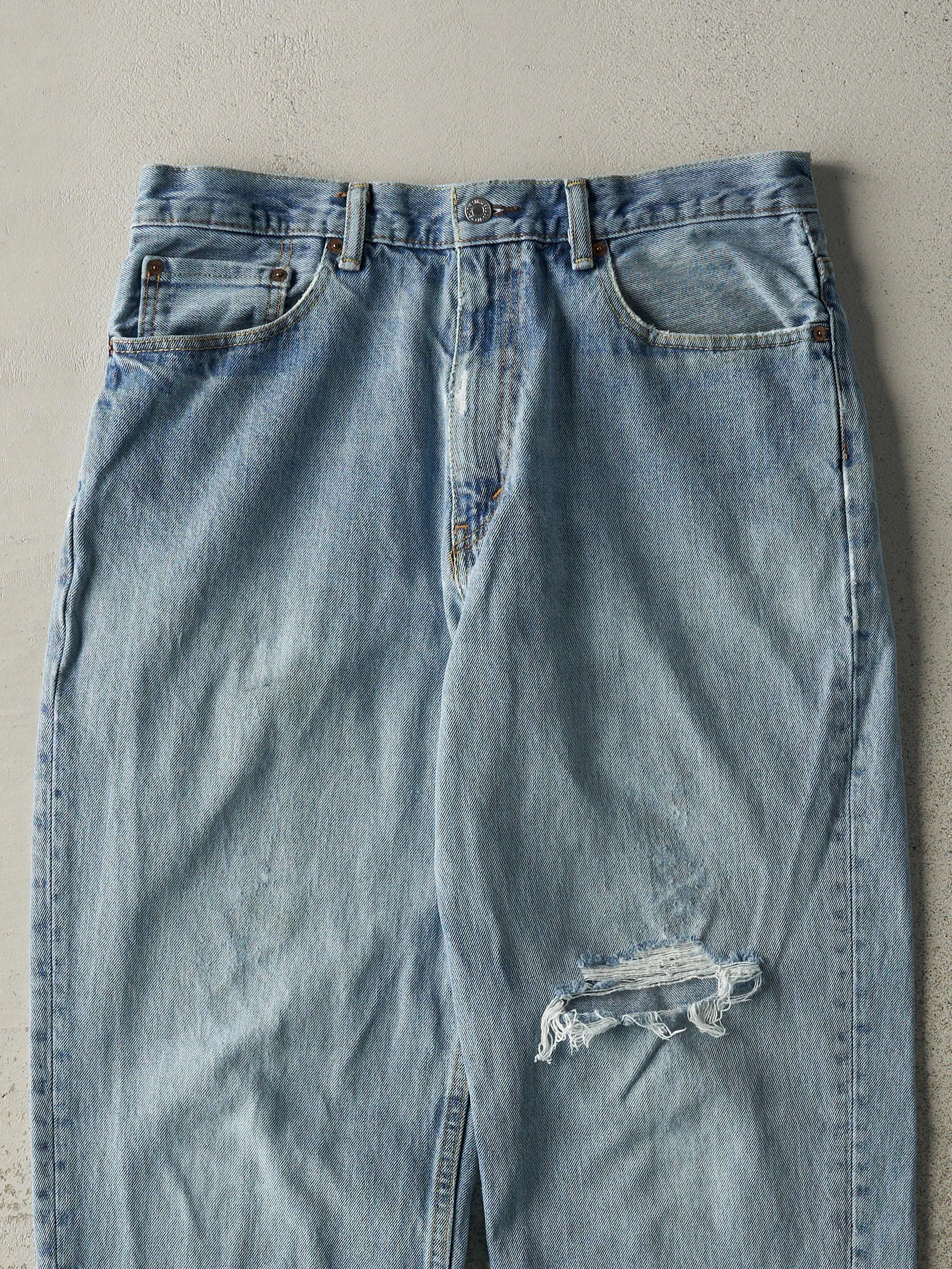 Vintage Y2K Light Wash Levi's 500 Jeans (34x32.5) sold by Rebalance Vintage product image thumbnail 4
