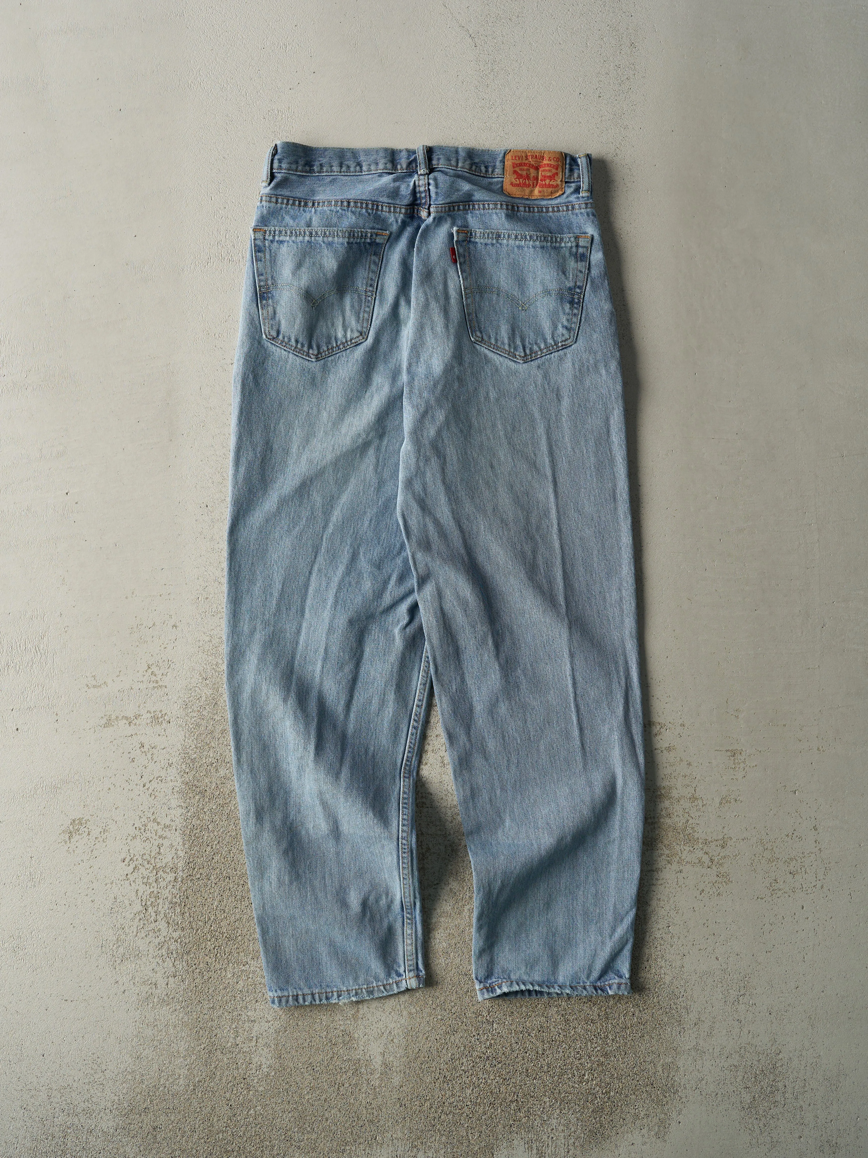 Vintage Y2K Light Wash Levi's 500 Jeans (34x32.5) sold by Rebalance Vintage product image thumbnail 3