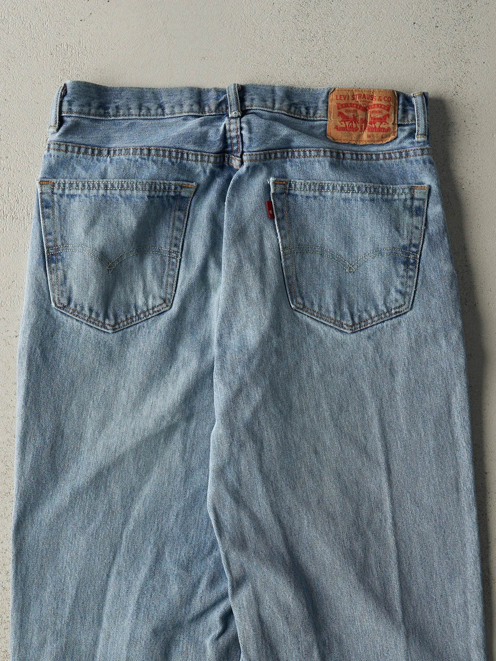 Vintage Y2K Light Wash Levi's 500 Jeans (34x32.5) sold by Rebalance Vintage product image thumbnail 5