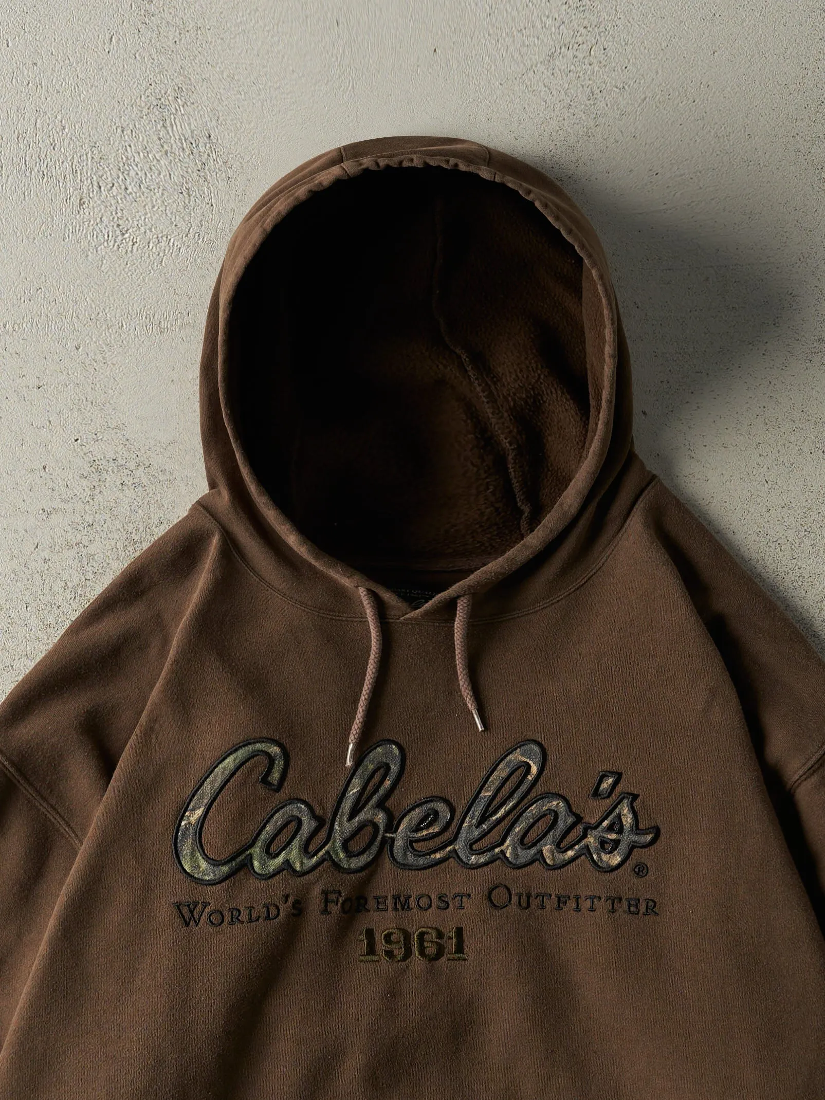 Vintage Y2K Brown Embroidered Cabela's Hoodie (XL/XXL) sold by Rebalance Vintage product image thumbnail 2
