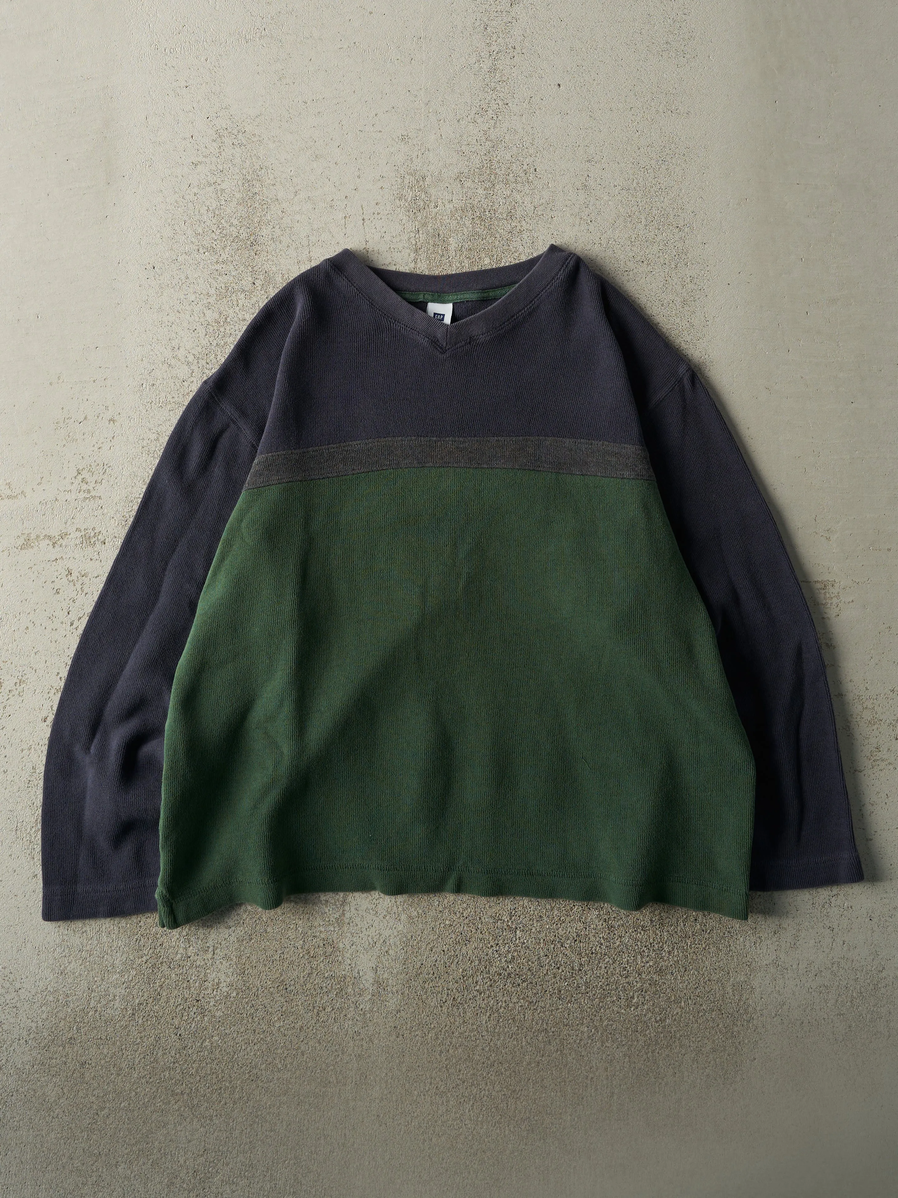 Vintage Y2K Navy Blue & Green Gap Thermal Long Sleeve (L) sold by Rebalance Vintage