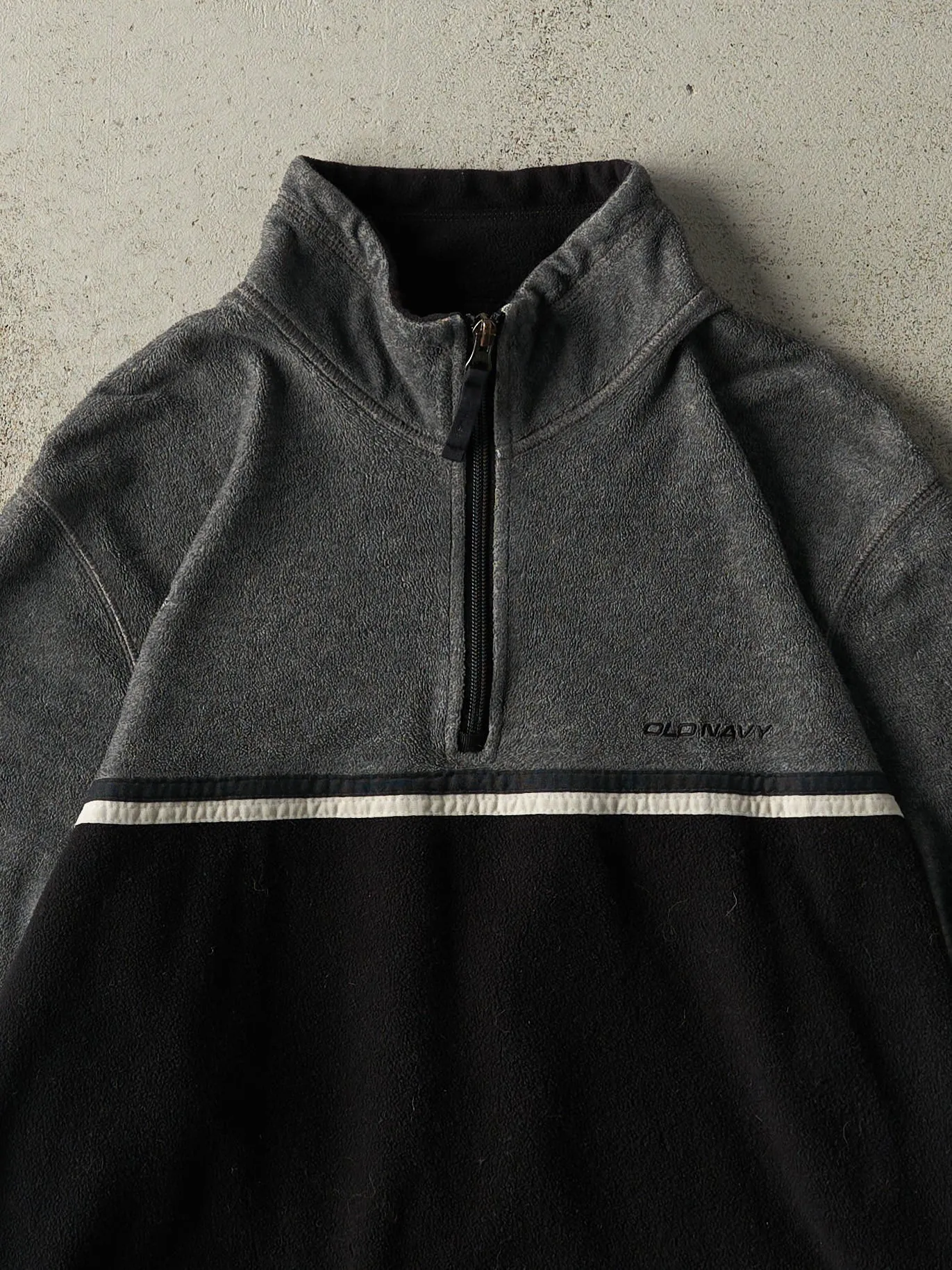 Vintage Y2K Grey & Black Old Navy Quarter Zip Fleece (L) sold by Rebalance Vintage product image thumbnail 2