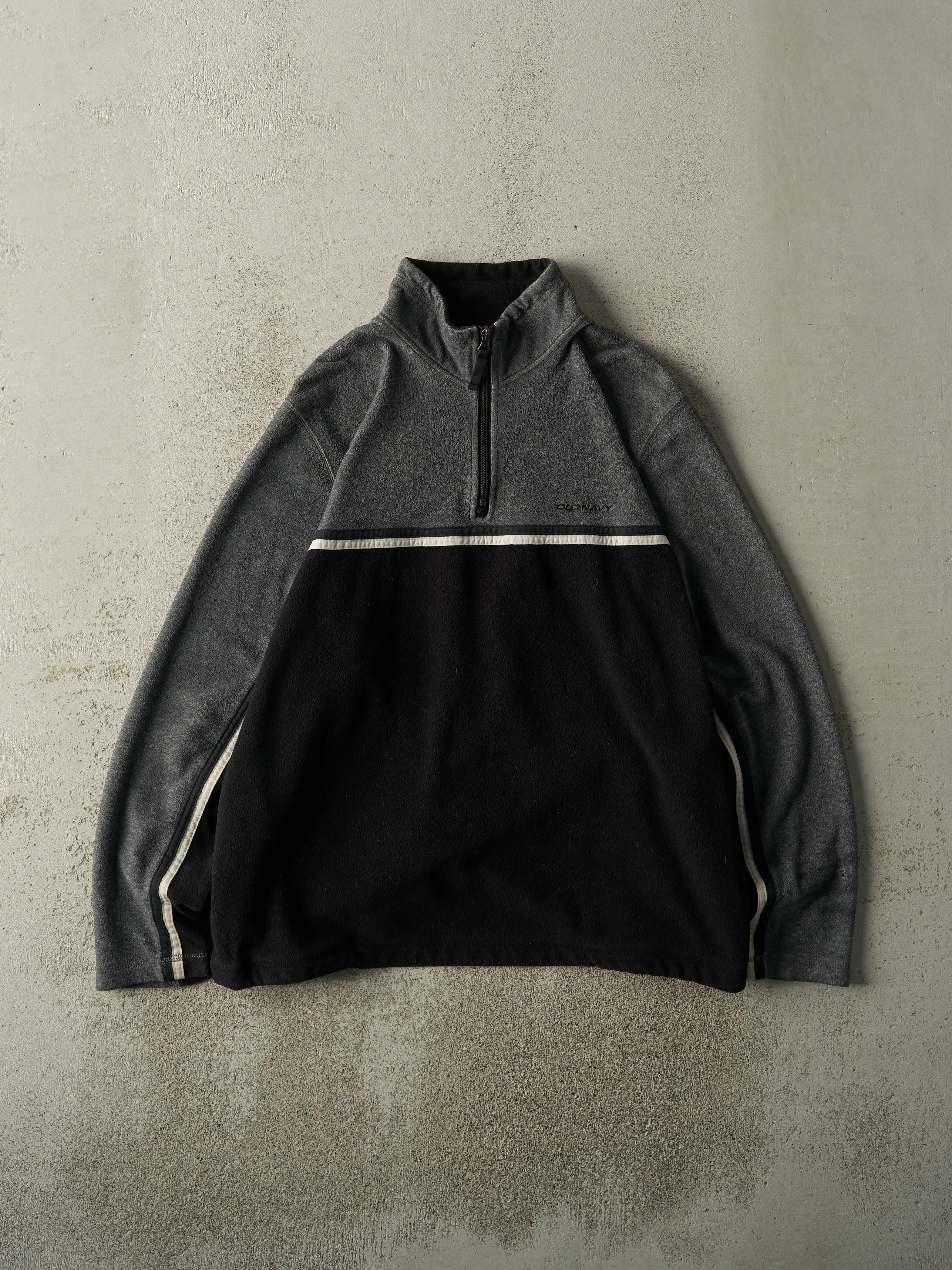 Vintage Y2K Grey & Black Old Navy Quarter Zip Fleece (L) sold by Rebalance Vintage