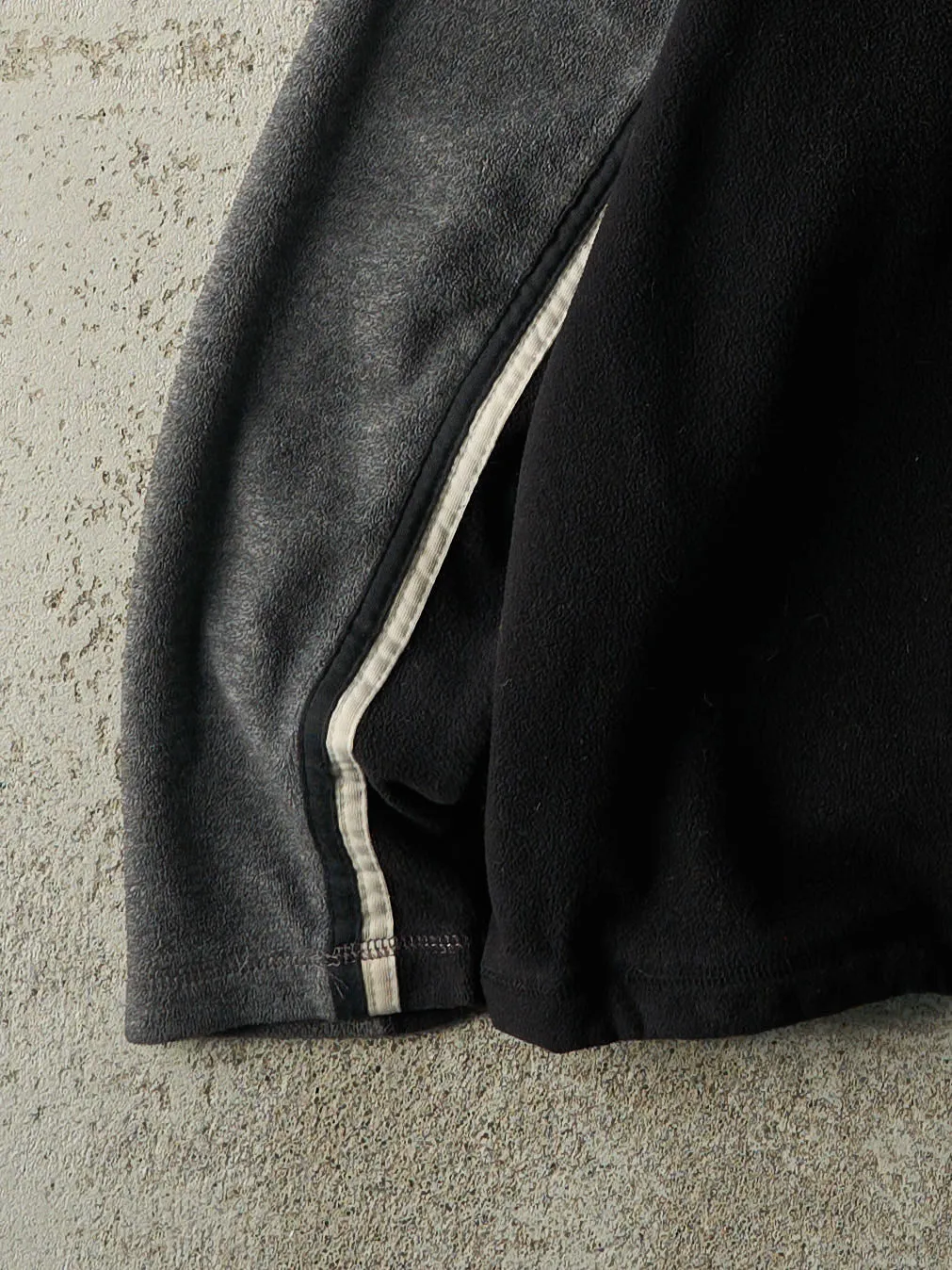 Vintage Y2K Grey & Black Old Navy Quarter Zip Fleece (L) sold by Rebalance Vintage product image thumbnail 3