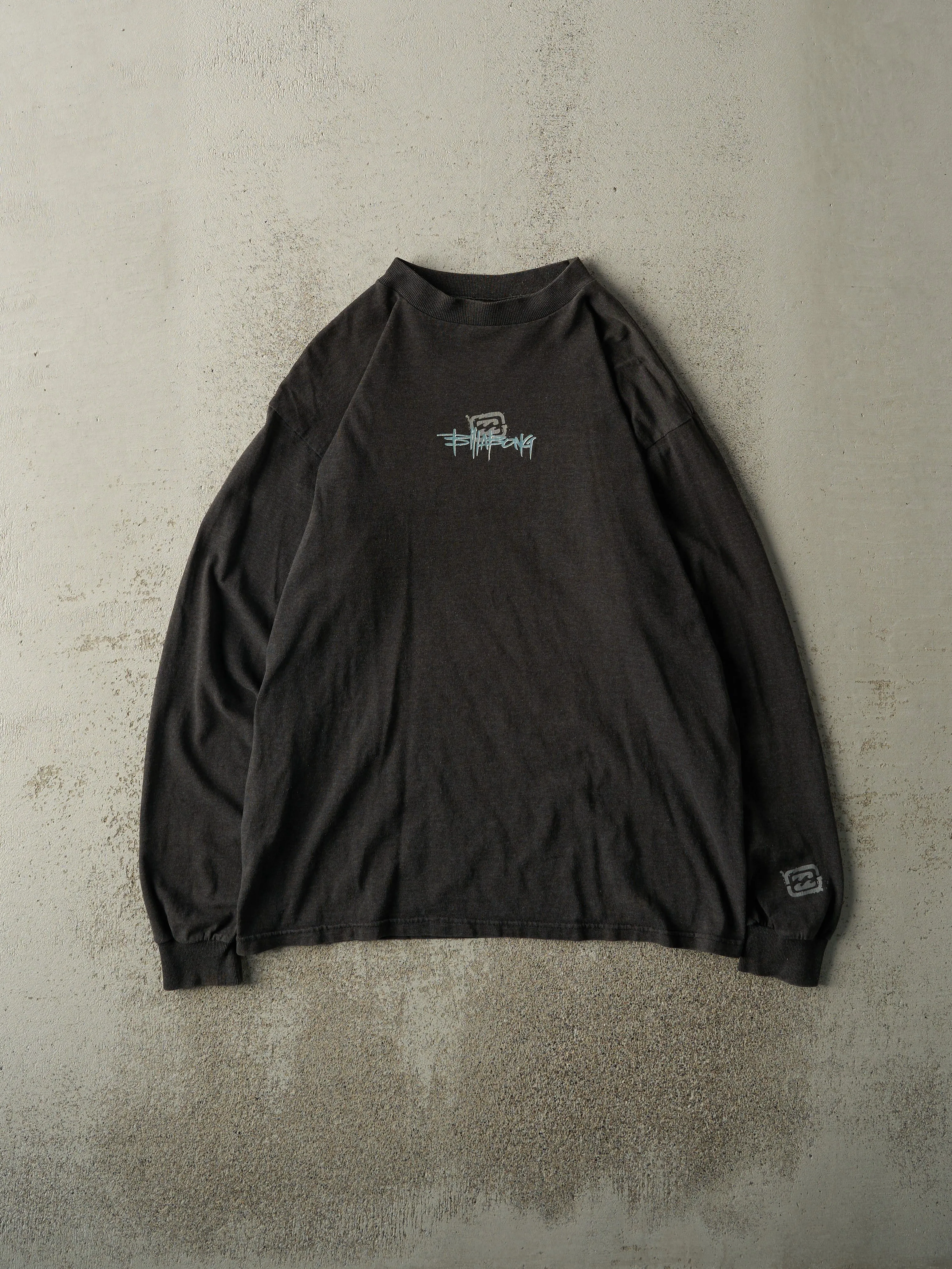 Vintage Y2K Charcoal Grey Billabong Long Sleeve (M) sold by Rebalance Vintage