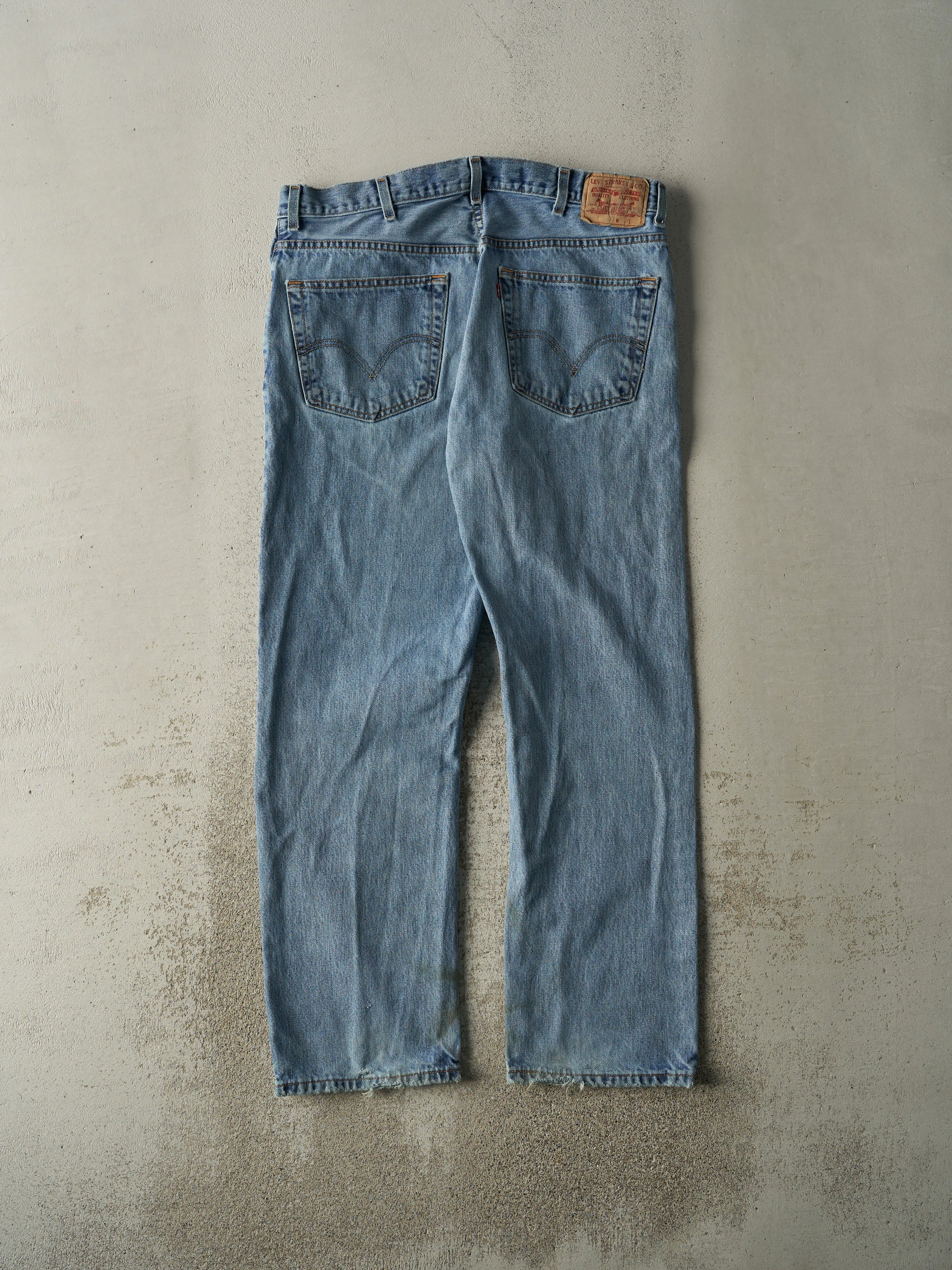 Vintage Y2K Light Wash Levi's Jeans (36x31) sold by Rebalance Vintage product image thumbnail 3