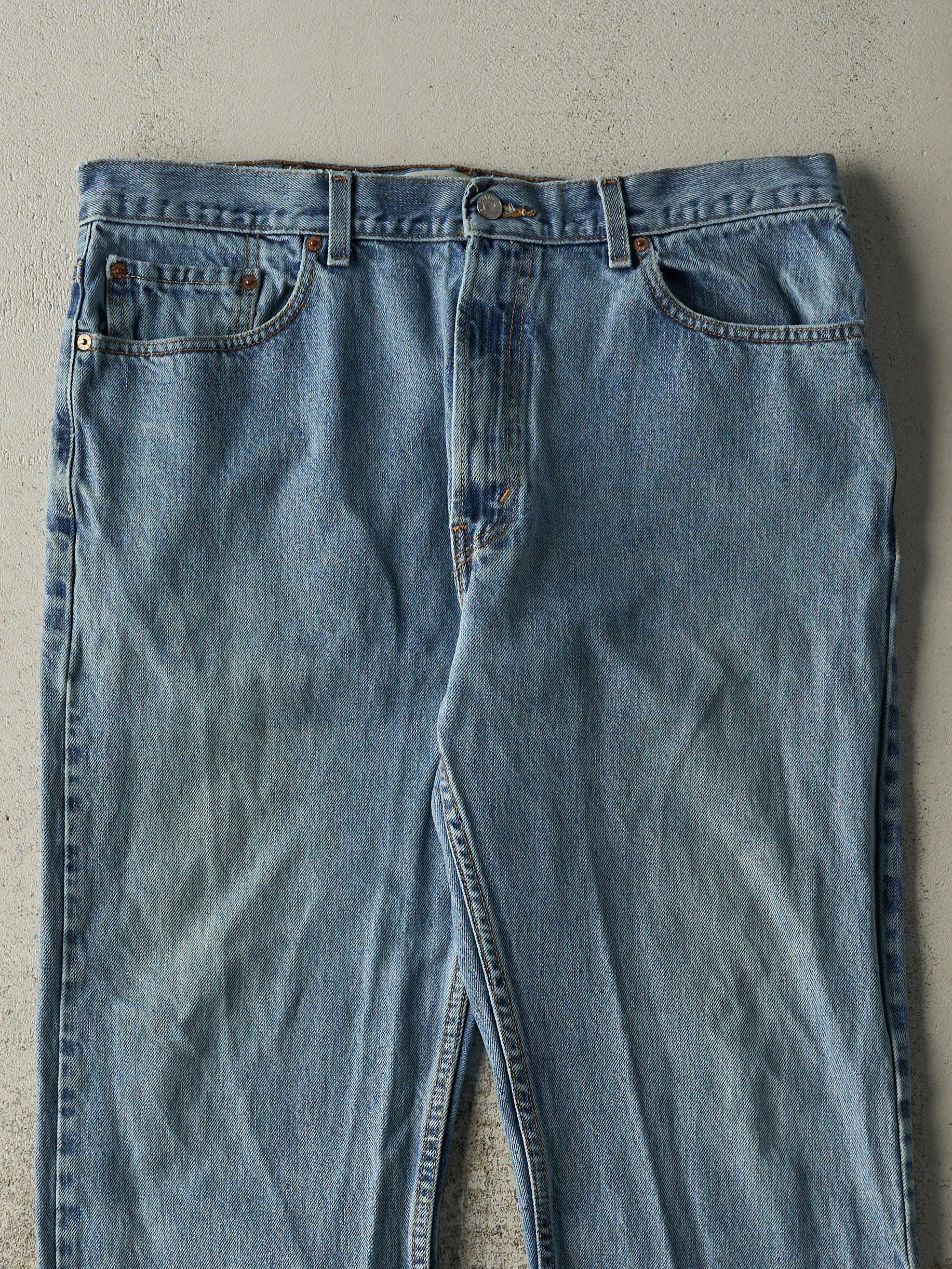 Vintage Y2K Light Wash Levi's Jeans (36x31) sold by Rebalance Vintage product image thumbnail 4