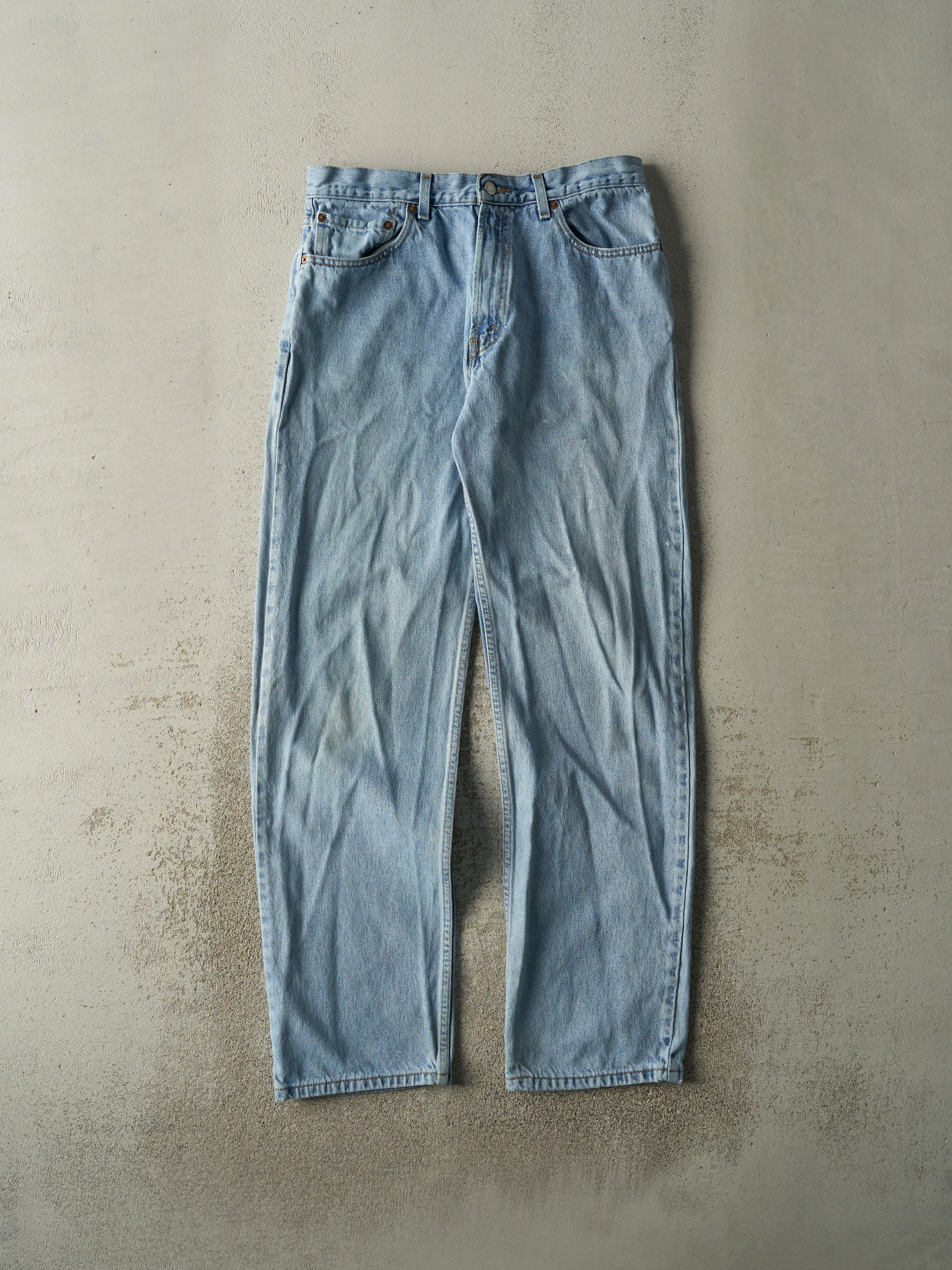 Vintage Y2K Light Wash Levi's 550 Jeans (34x33) sold by Rebalance Vintage