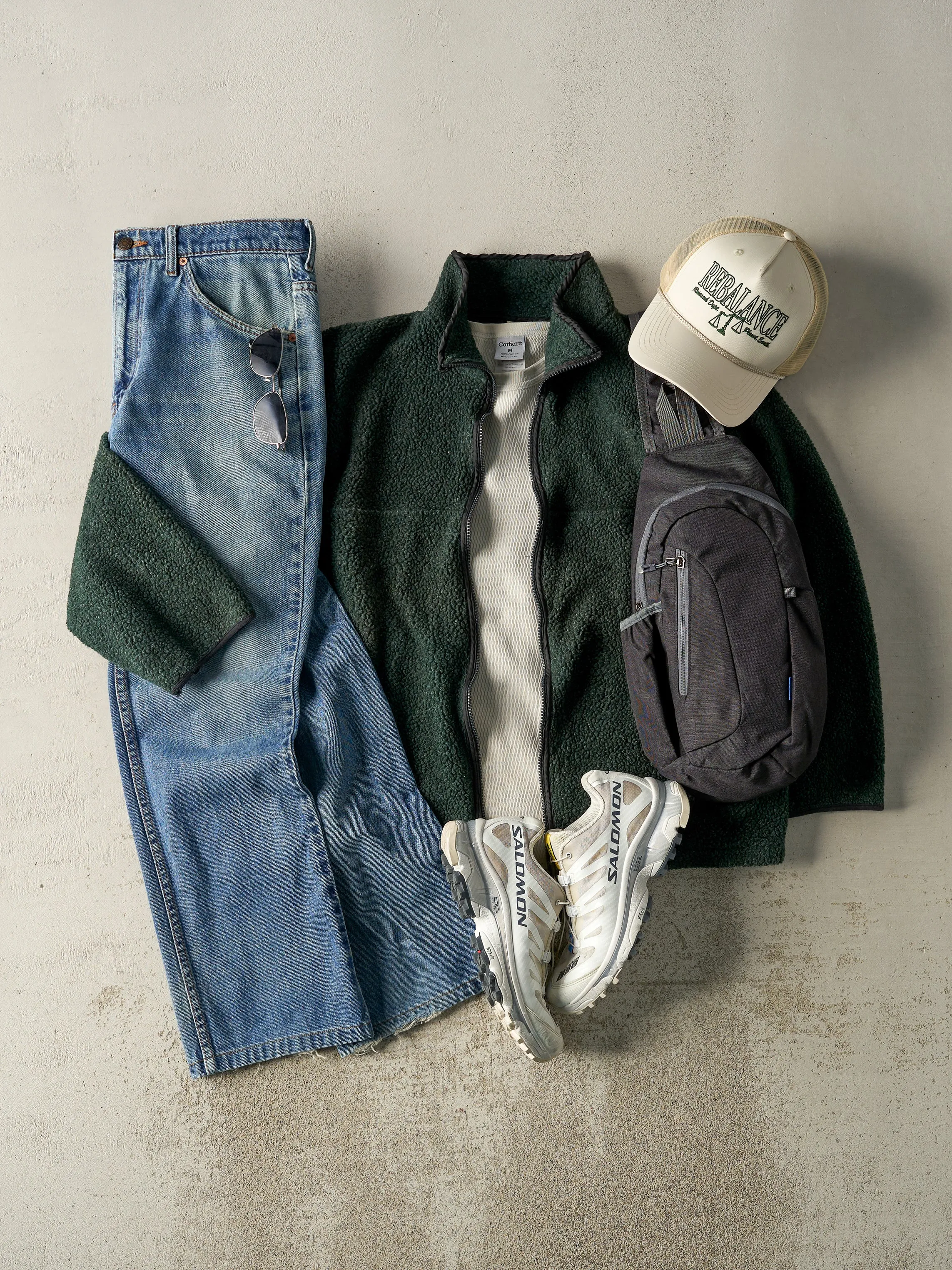 Vintage Y2K Light Wash Levi's 505 Jeans (33.5x29) sold by Rebalance Vintage product image thumbnail 2