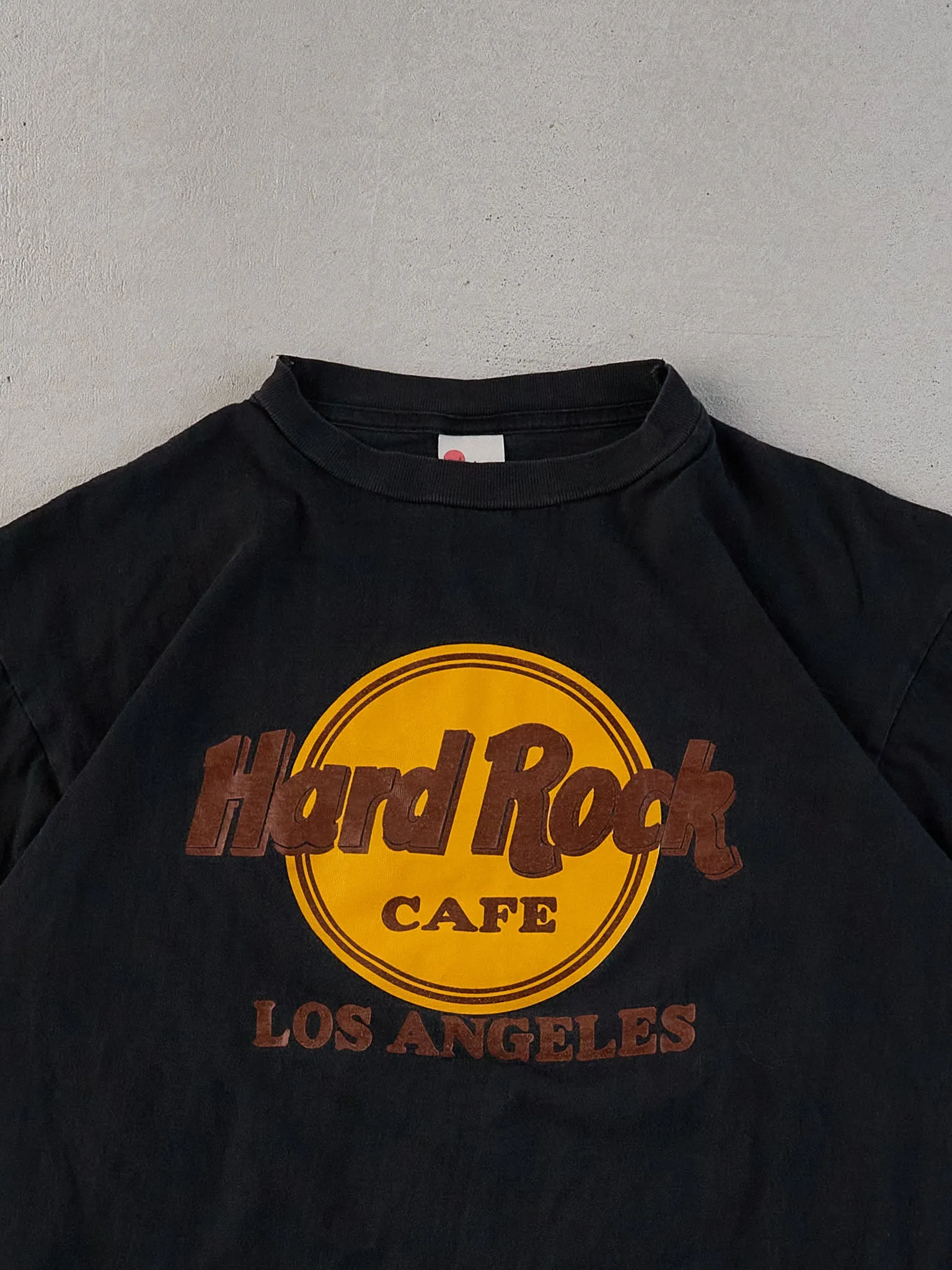 Vintage 80s Black Single Stitched Hardrock Cafe Los Angeles Graphic Tee (M) sold by Rebalance Vintage product image thumbnail 2