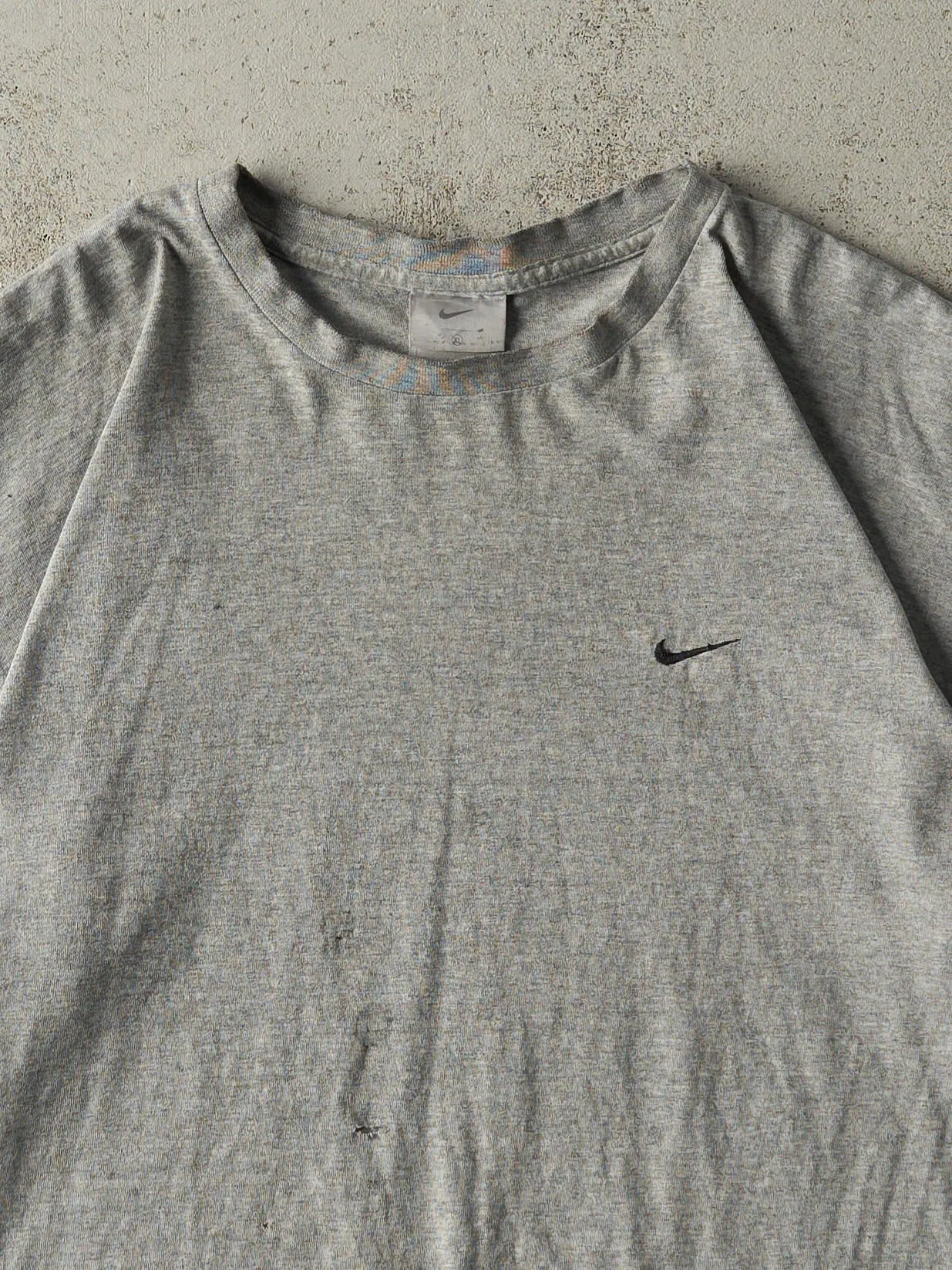Vintage Y2K Grey Nike Embroidered Swoosh Tee (L) sold by Rebalance Vintage product image thumbnail 2