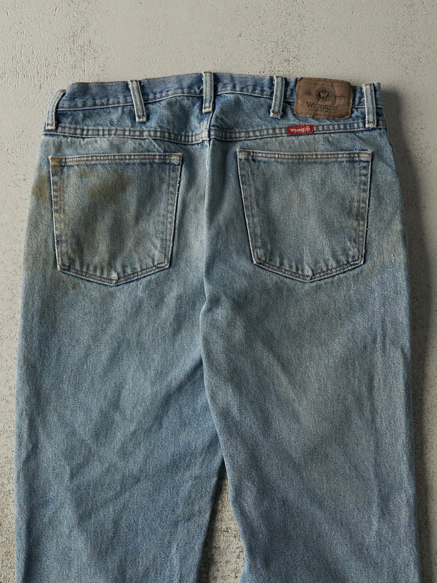 Vintage 90s Light Wash Wrangler Jeans (34x29) sold by Rebalance Vintage product image thumbnail 4