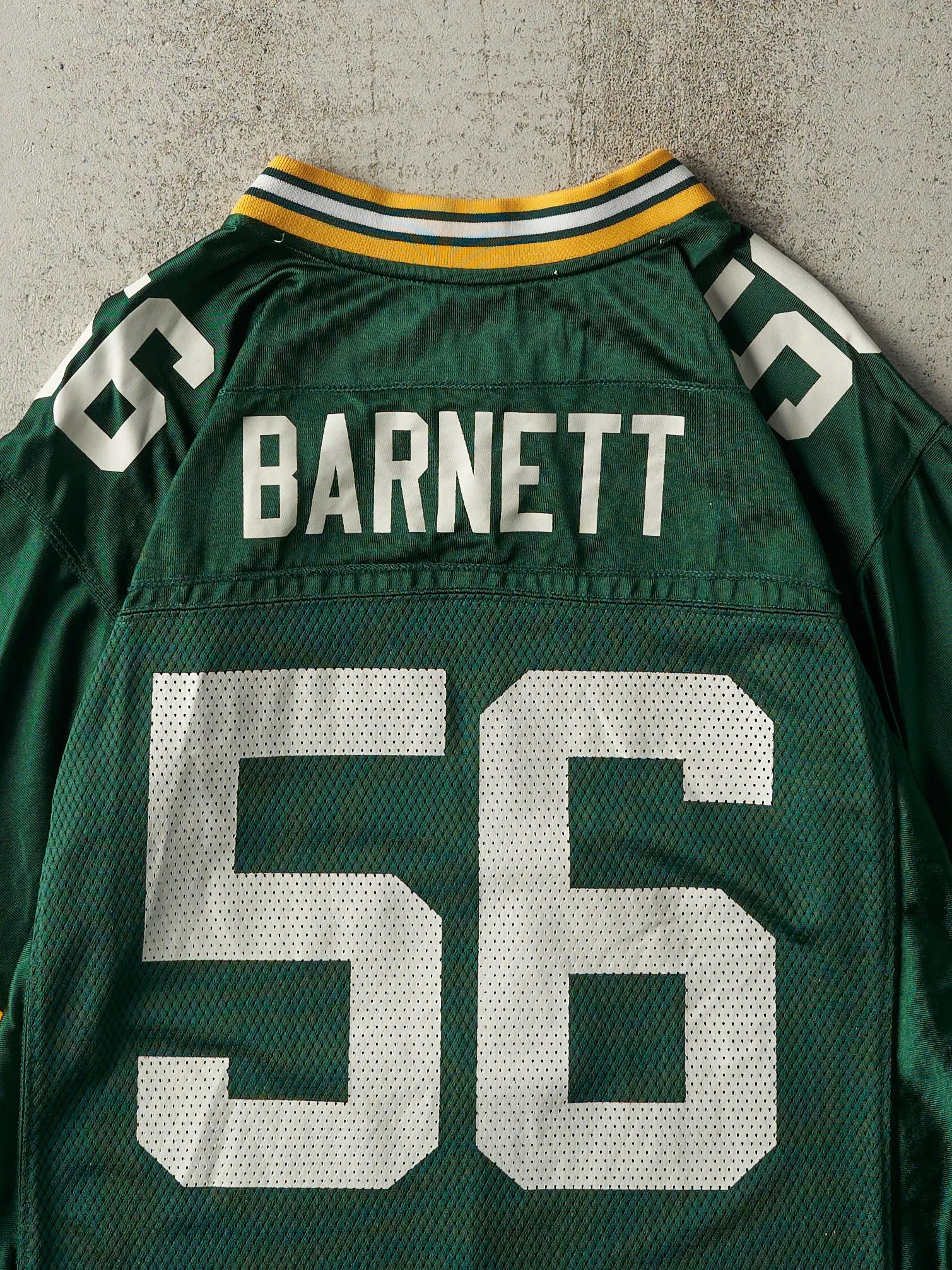 Vintage Y2K Green Green Bay Packers #56 Barnett Cropped Jersey (M) sold by Rebalance Vintage product image thumbnail 4