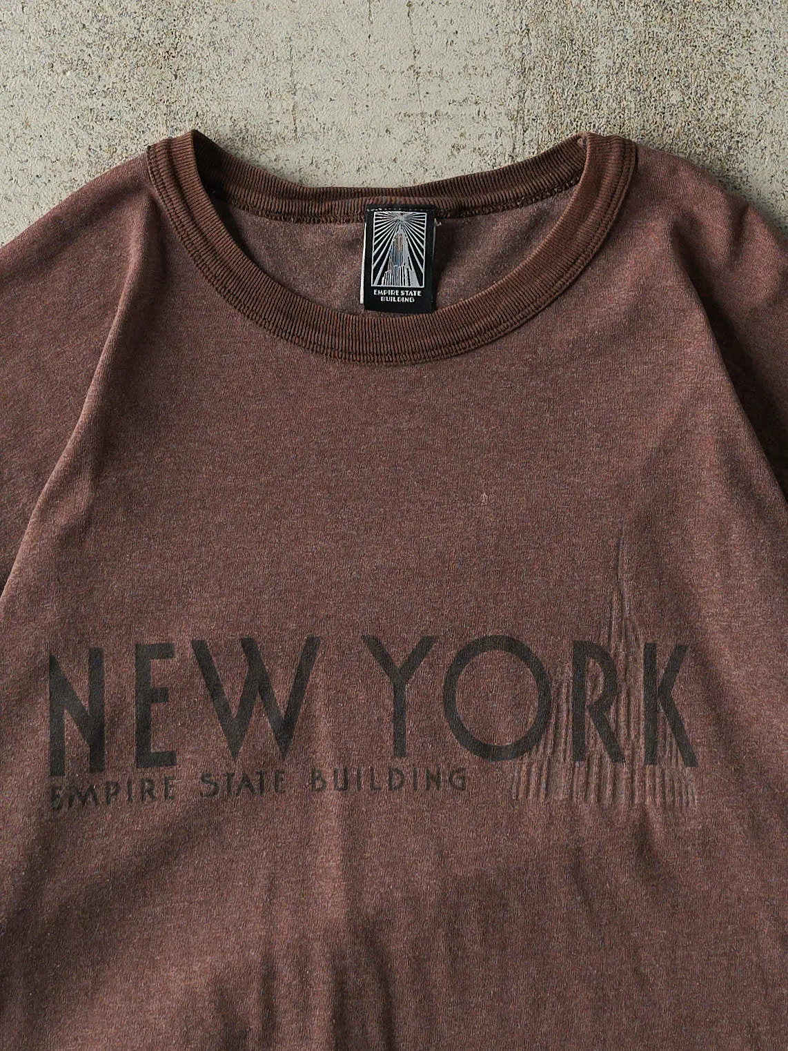 Vintage 08' Brown New York Empire State Building Cropped Ringer Tee (M) sold by Rebalance Vintage product image thumbnail 2