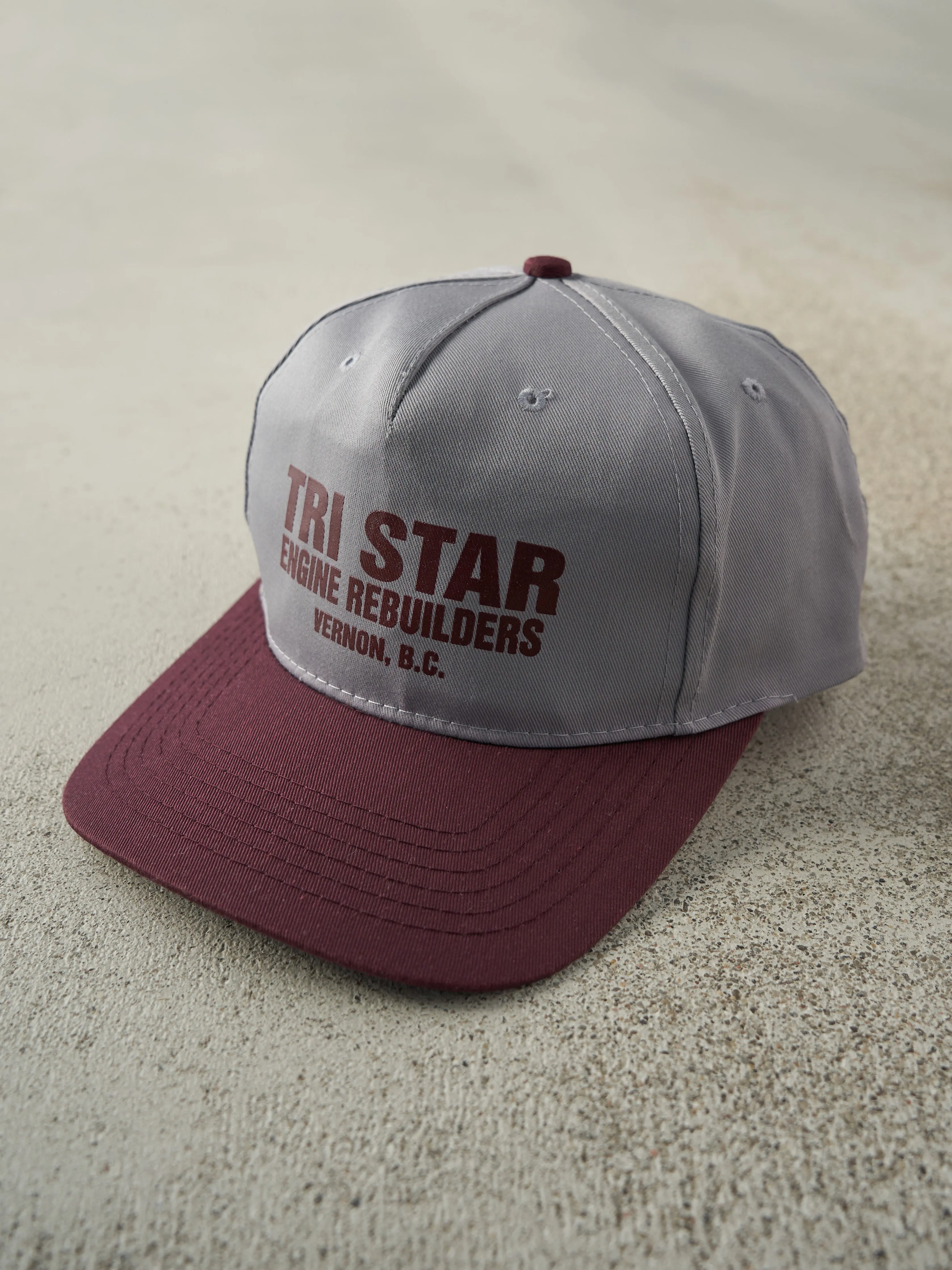 Vintage 90s Grey & Red Tri Star Engine Rebuilders Snapback Hat sold by Rebalance Vintage product image thumbnail 2