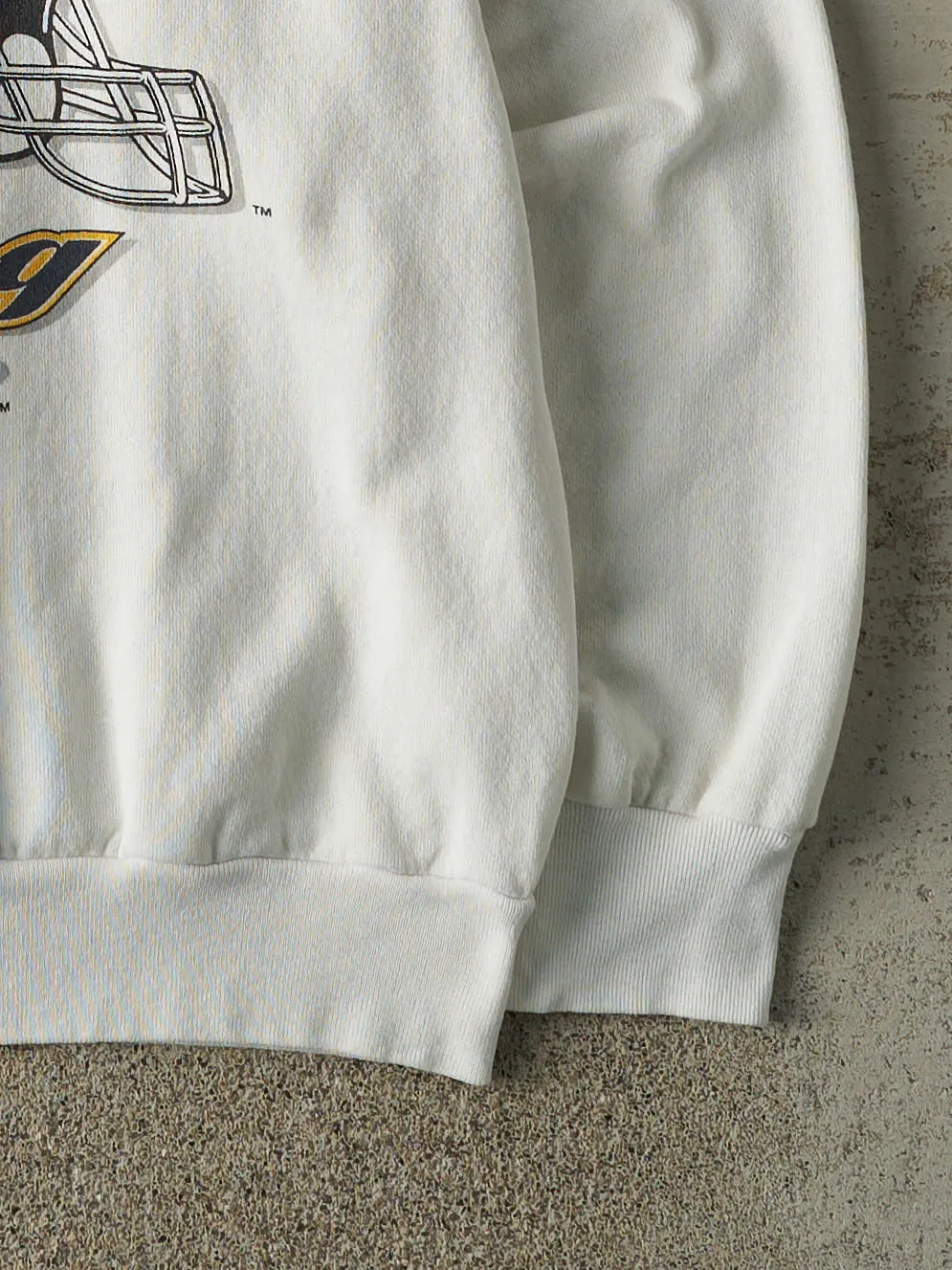 Vintage 90s White Notre Dame Fighting Irish Crewneck (L) sold by Rebalance Vintage product image thumbnail 3
