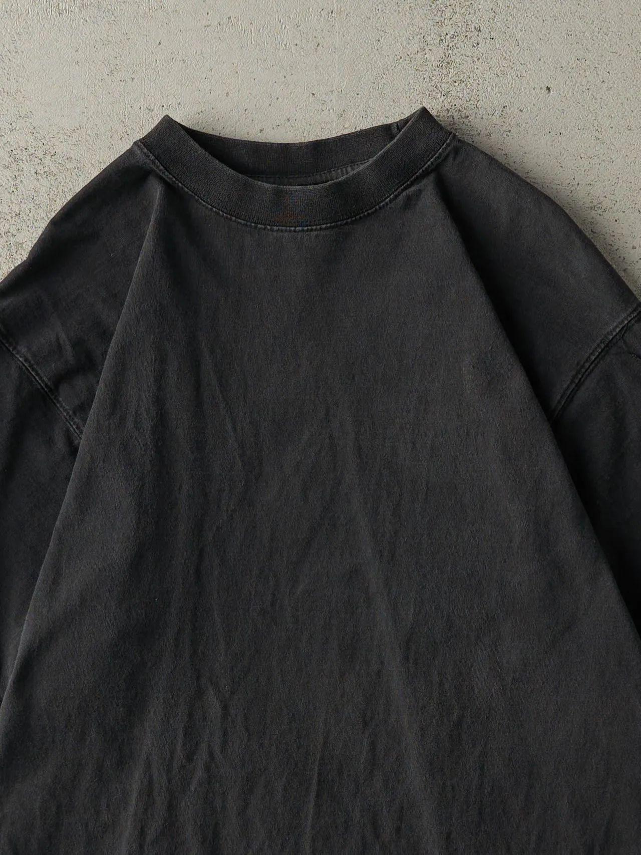 Vintage Y2K Faded Black Blank Tee (M/L) sold by Rebalance Vintage product image thumbnail 2