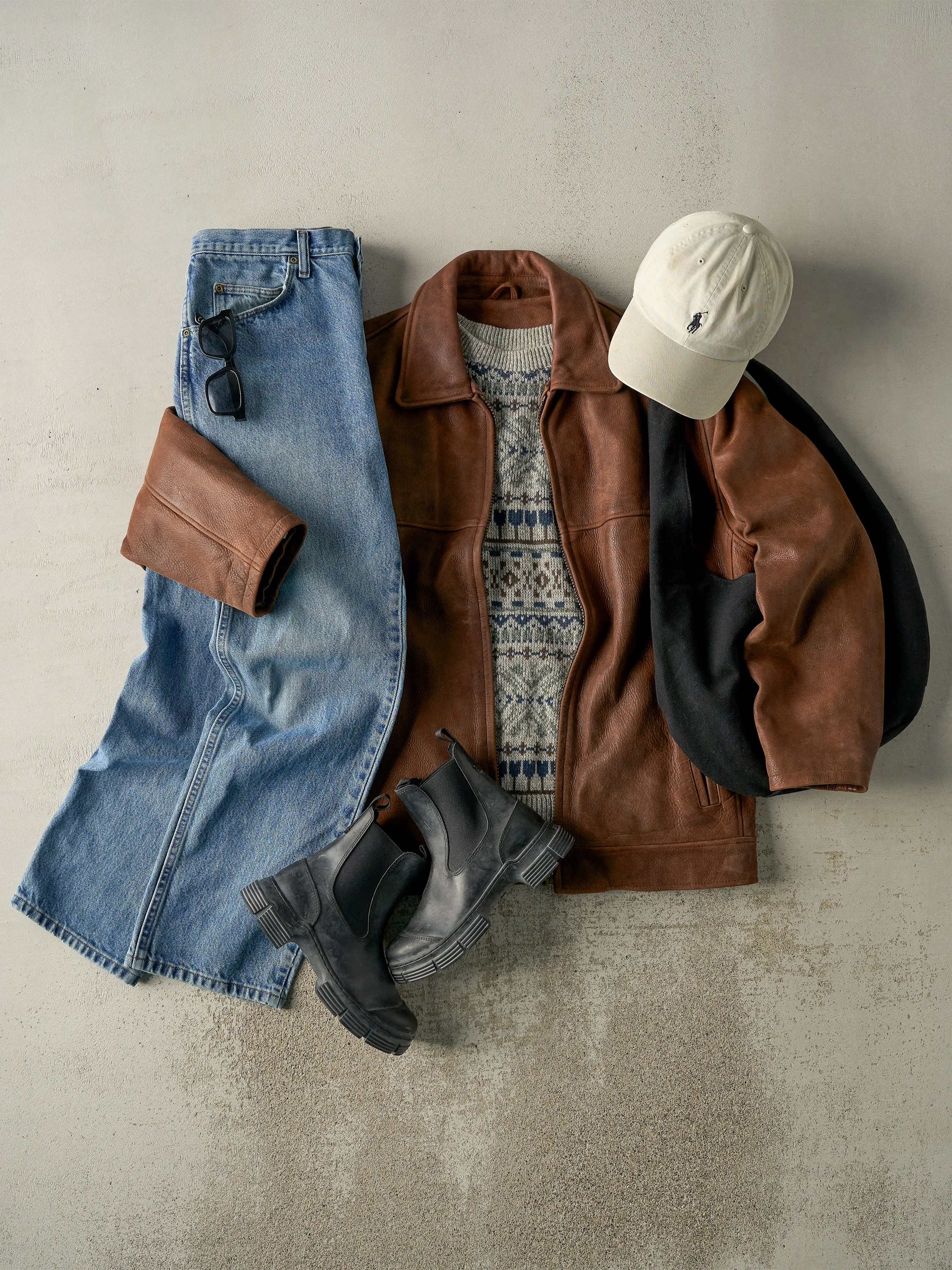 Vintage 80s Beige, Blue & Brown Grandpa Boxy Knit (L) sold by Rebalance Vintage product image thumbnail 2