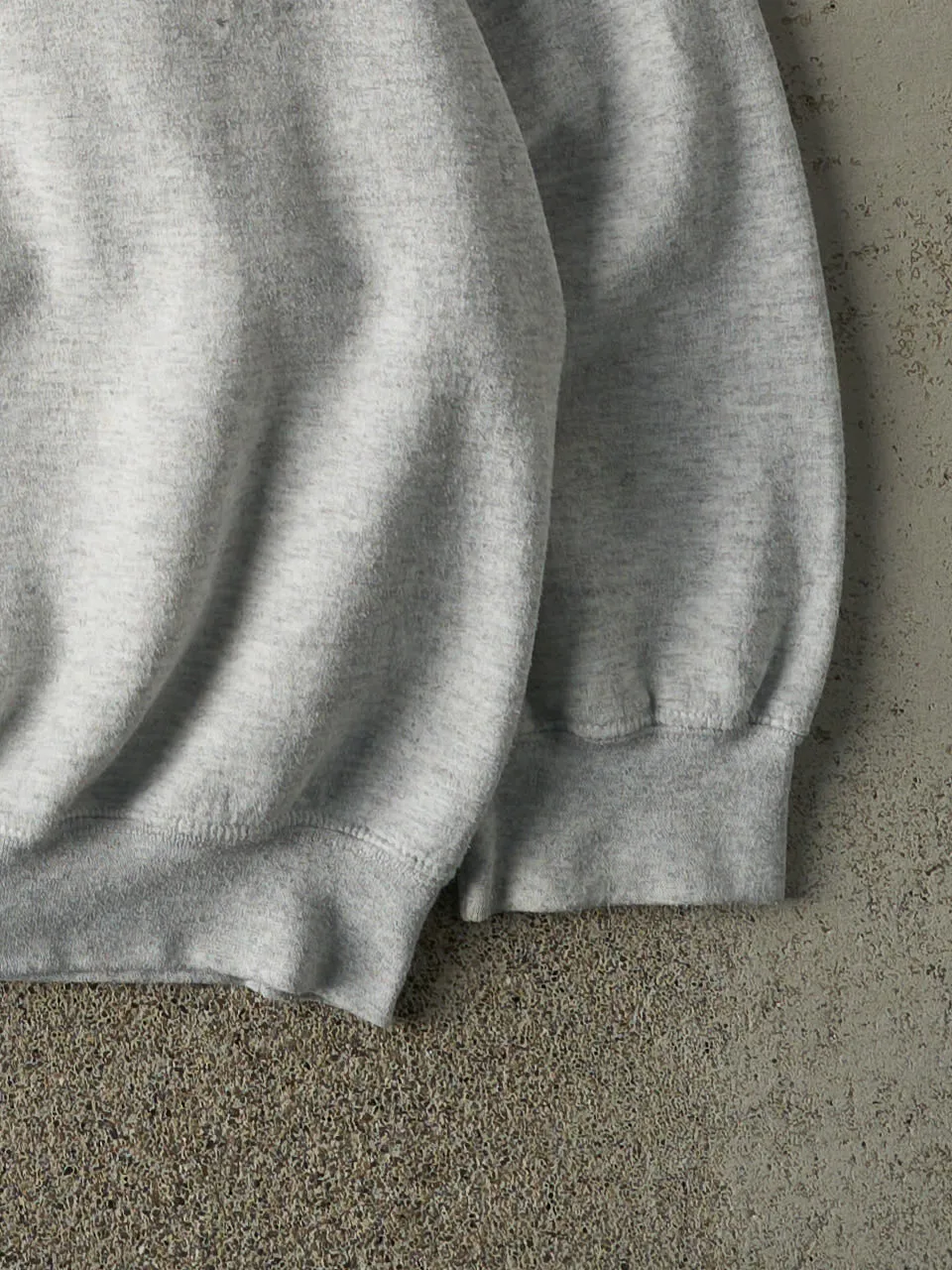 Vintage 90s Heather Grey Chicago Bears Crewneck (L) sold by Rebalance Vintage product image thumbnail 3