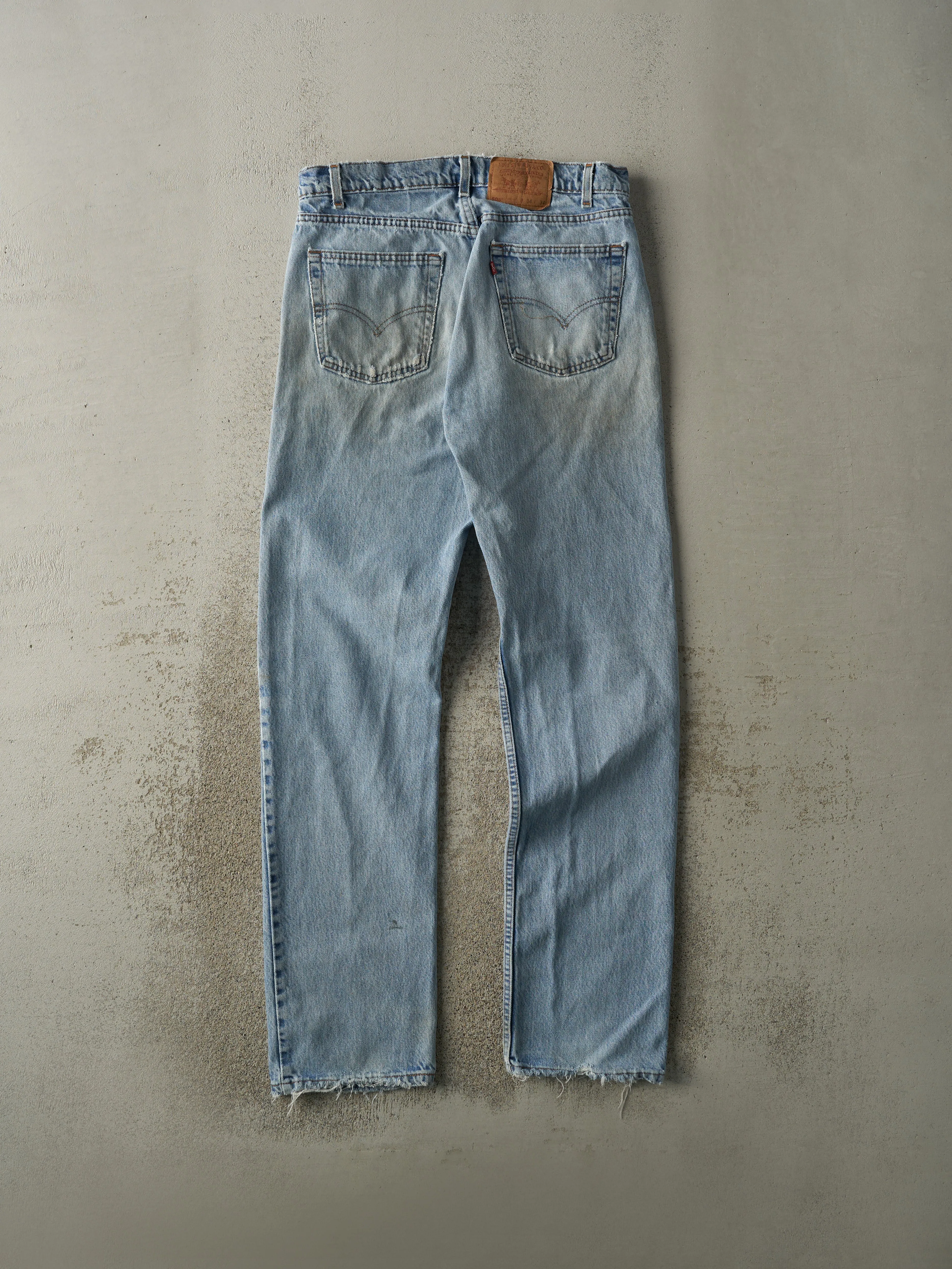 Vintage 80s Light Wash Levi's 505 Jeans (33x33.5) sold by Rebalance Vintage product image thumbnail 2